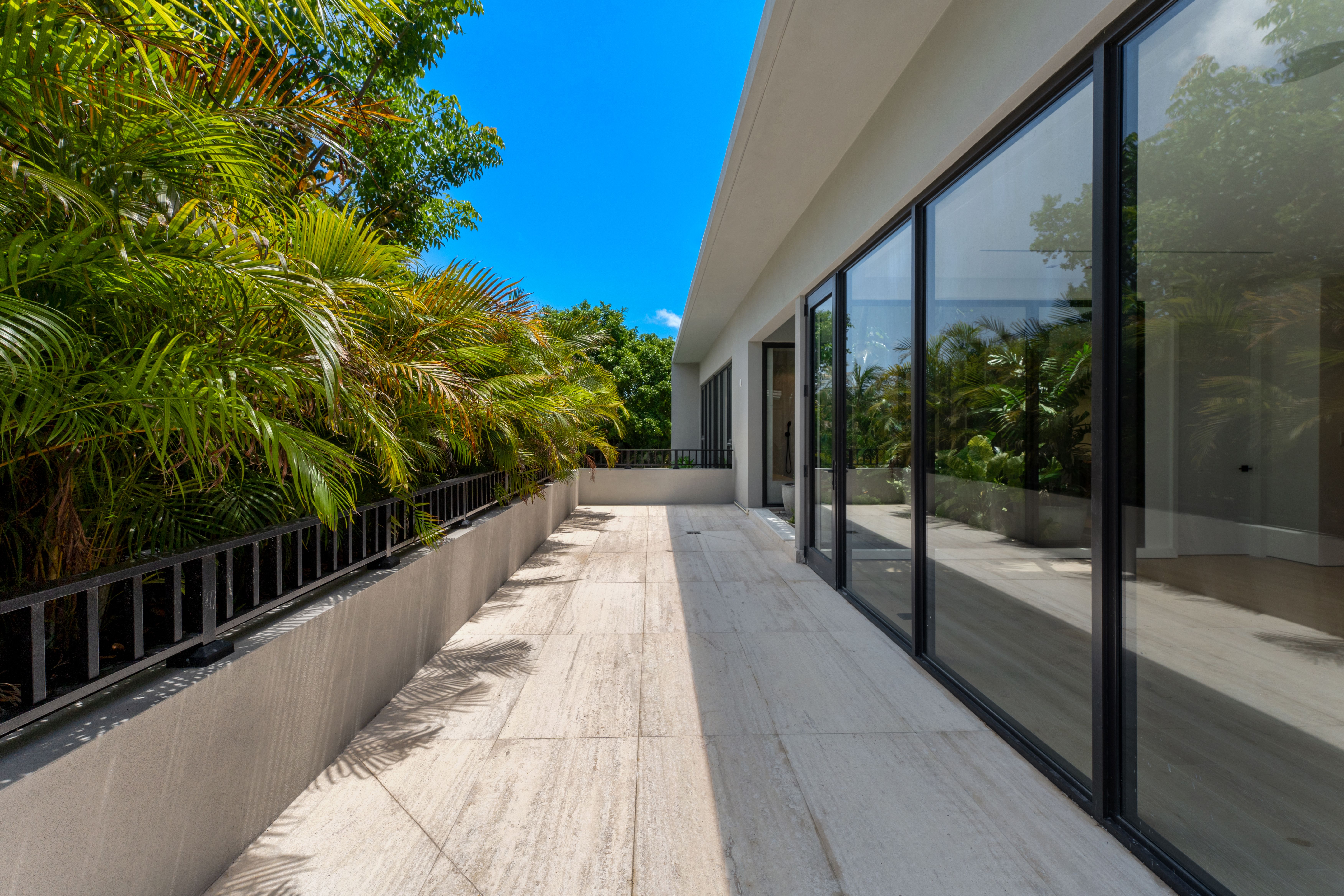 165 Hampton Lane Key Biscayne FL 33149