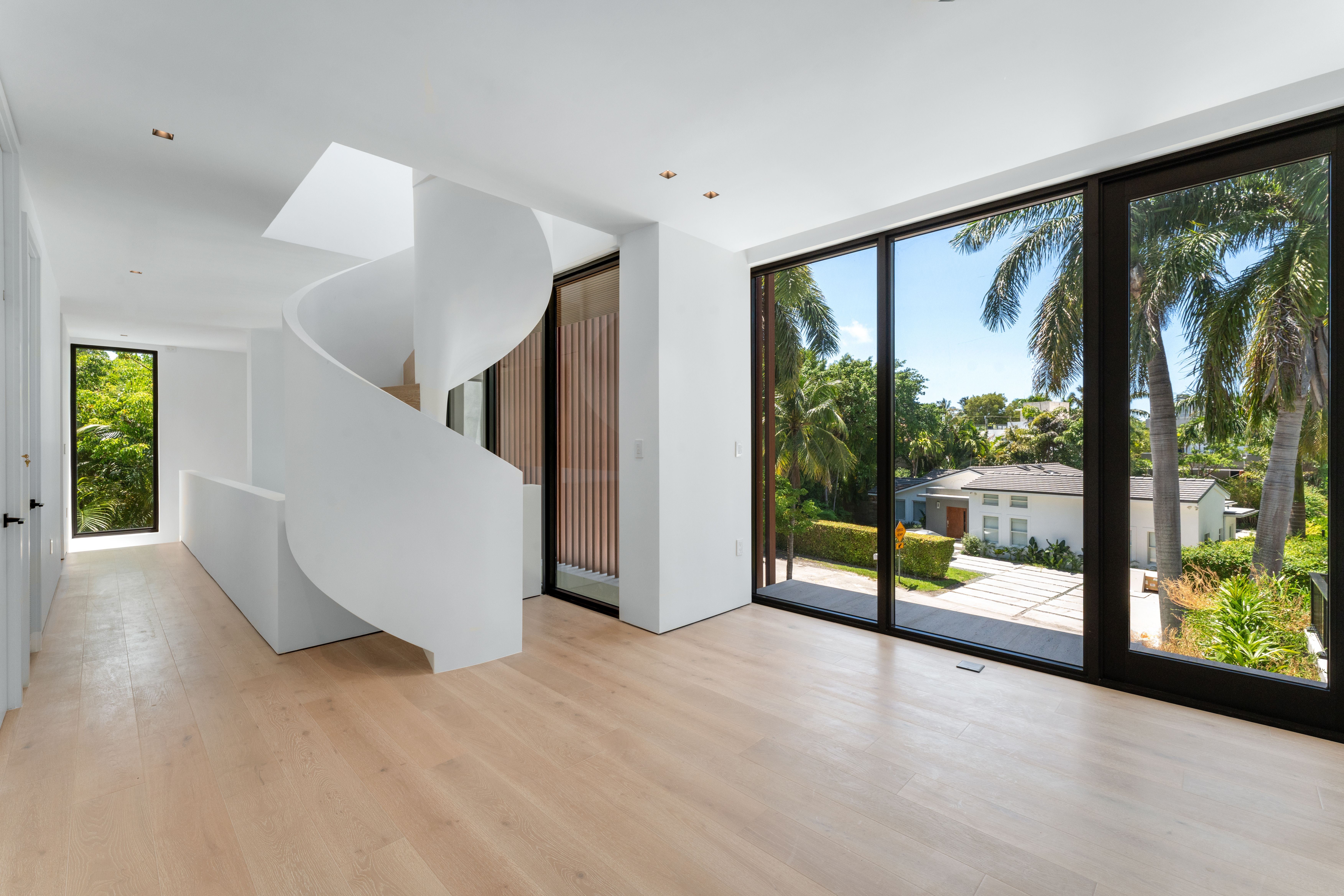 165 Hampton Lane Key Biscayne FL 33149