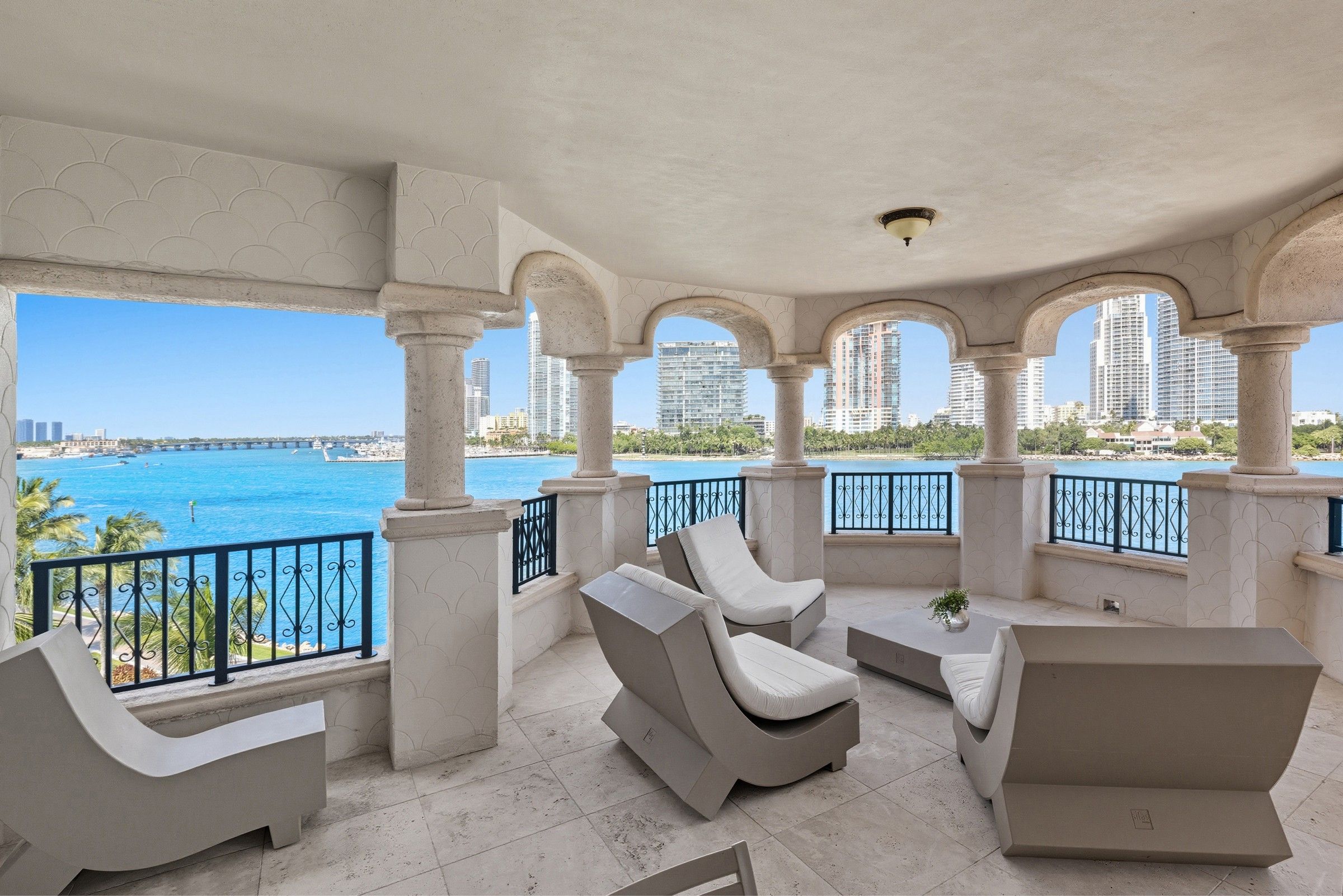 7141 Fisher Island Drive Miami Beach FL 33109