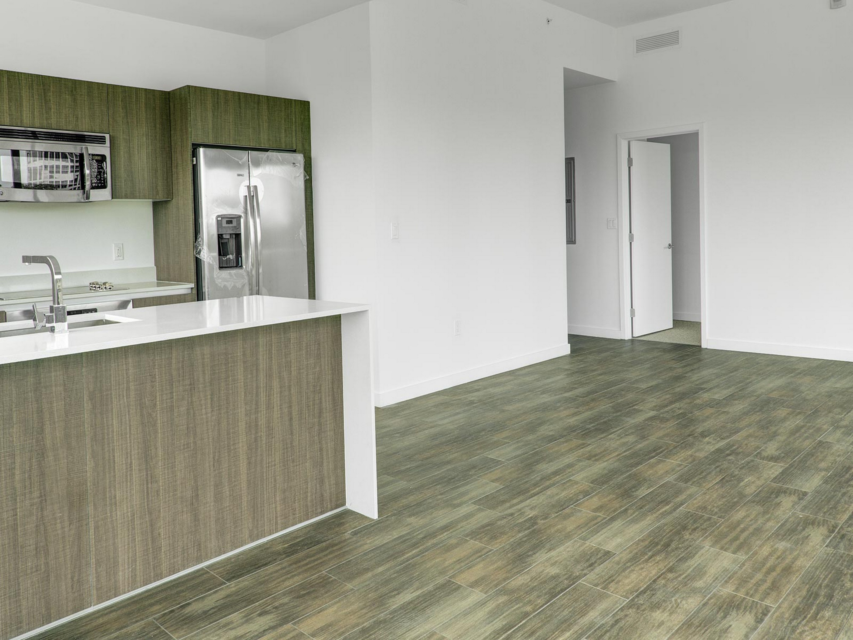 1600 SW 1st Avenue Miami FL 33129