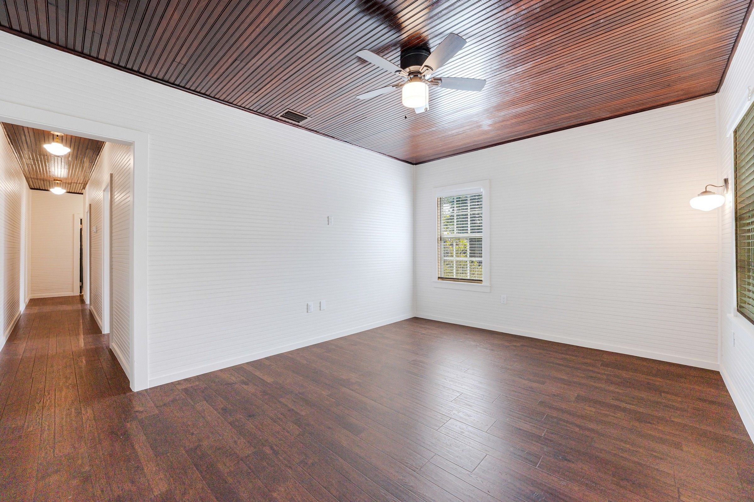 3826 Oak Avenue Miami FL 33133