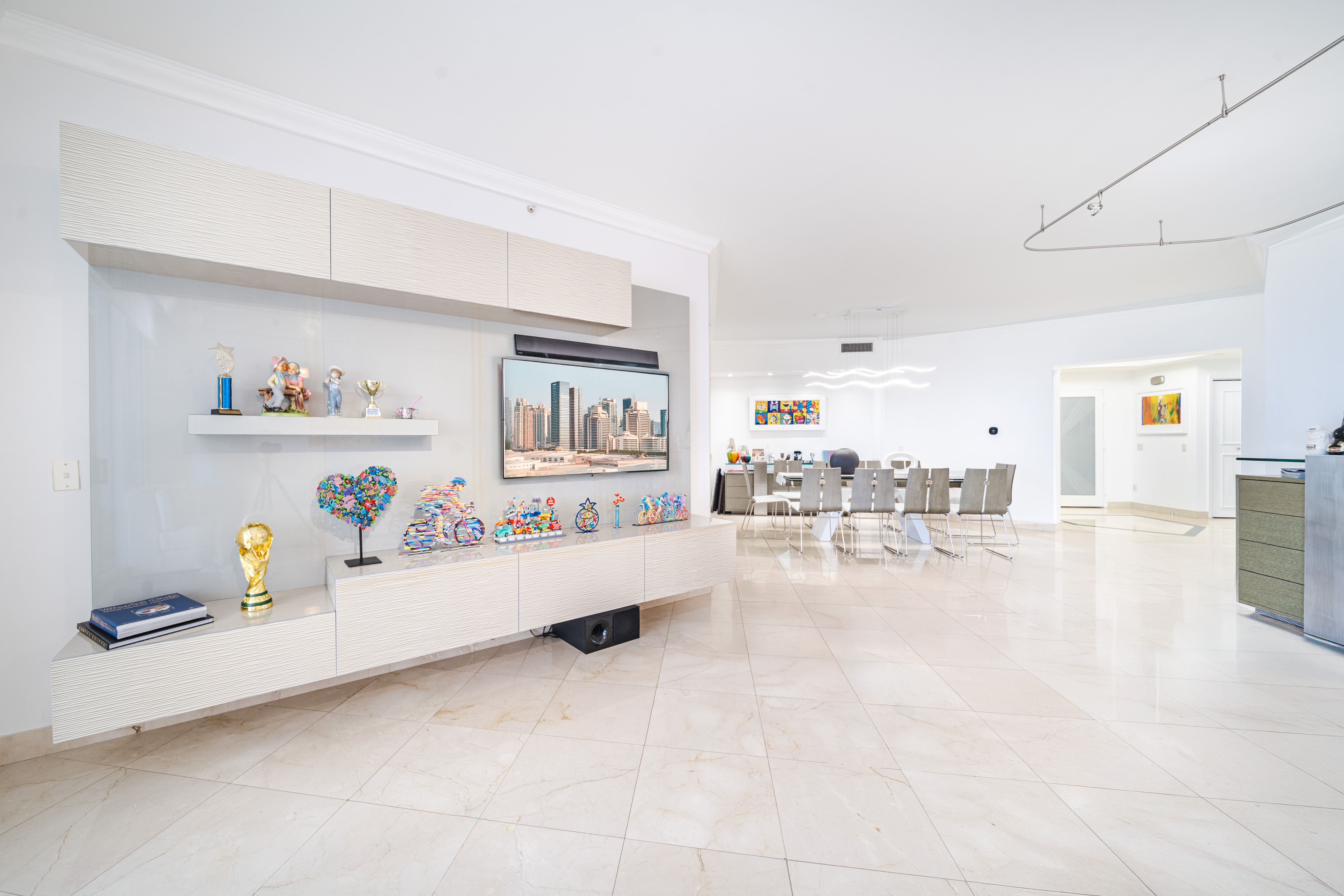 21050 Point Place Aventura FL 33180