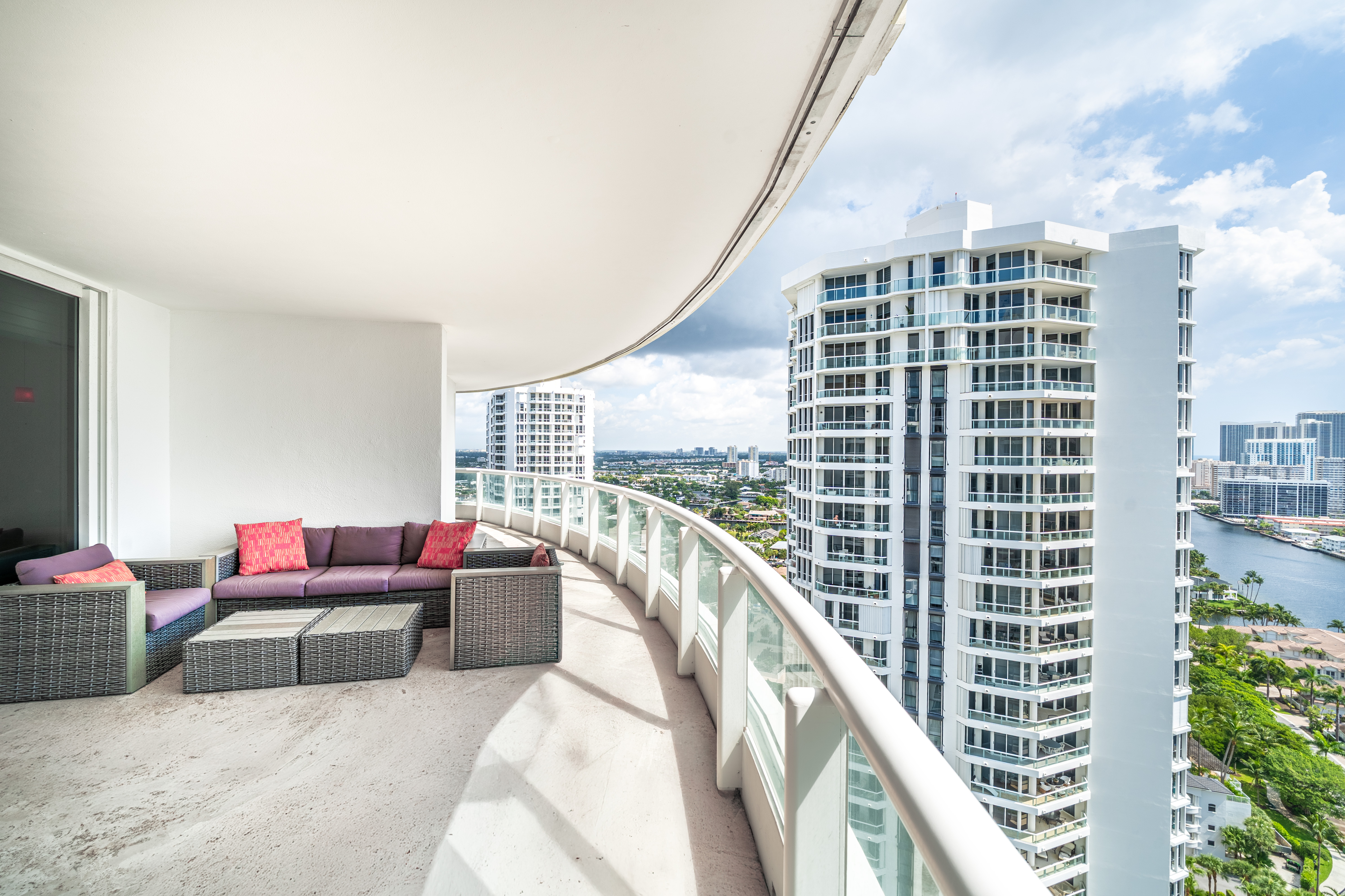 21050 Point Place Aventura FL 33180