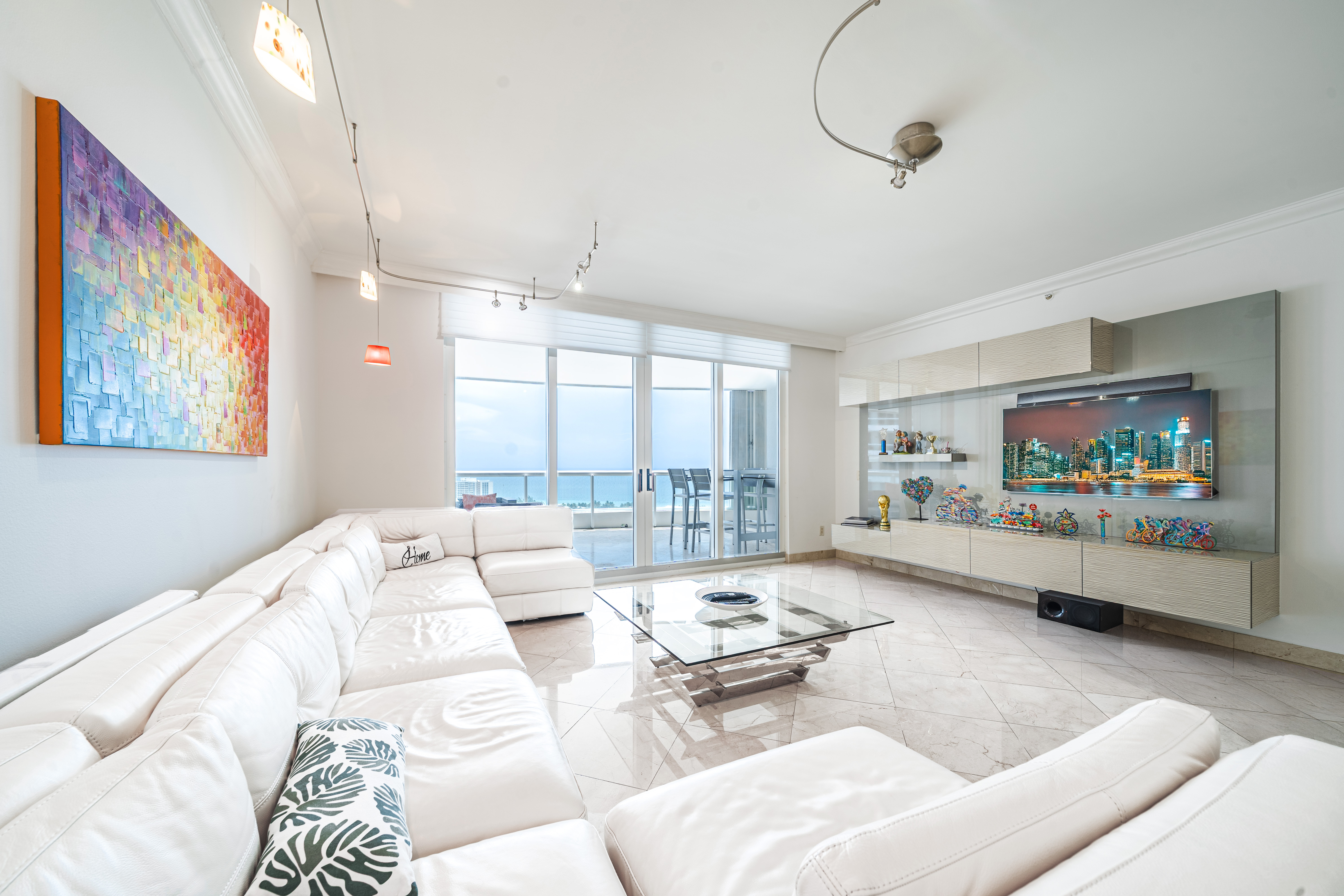 21050 Point Place Aventura FL 33180