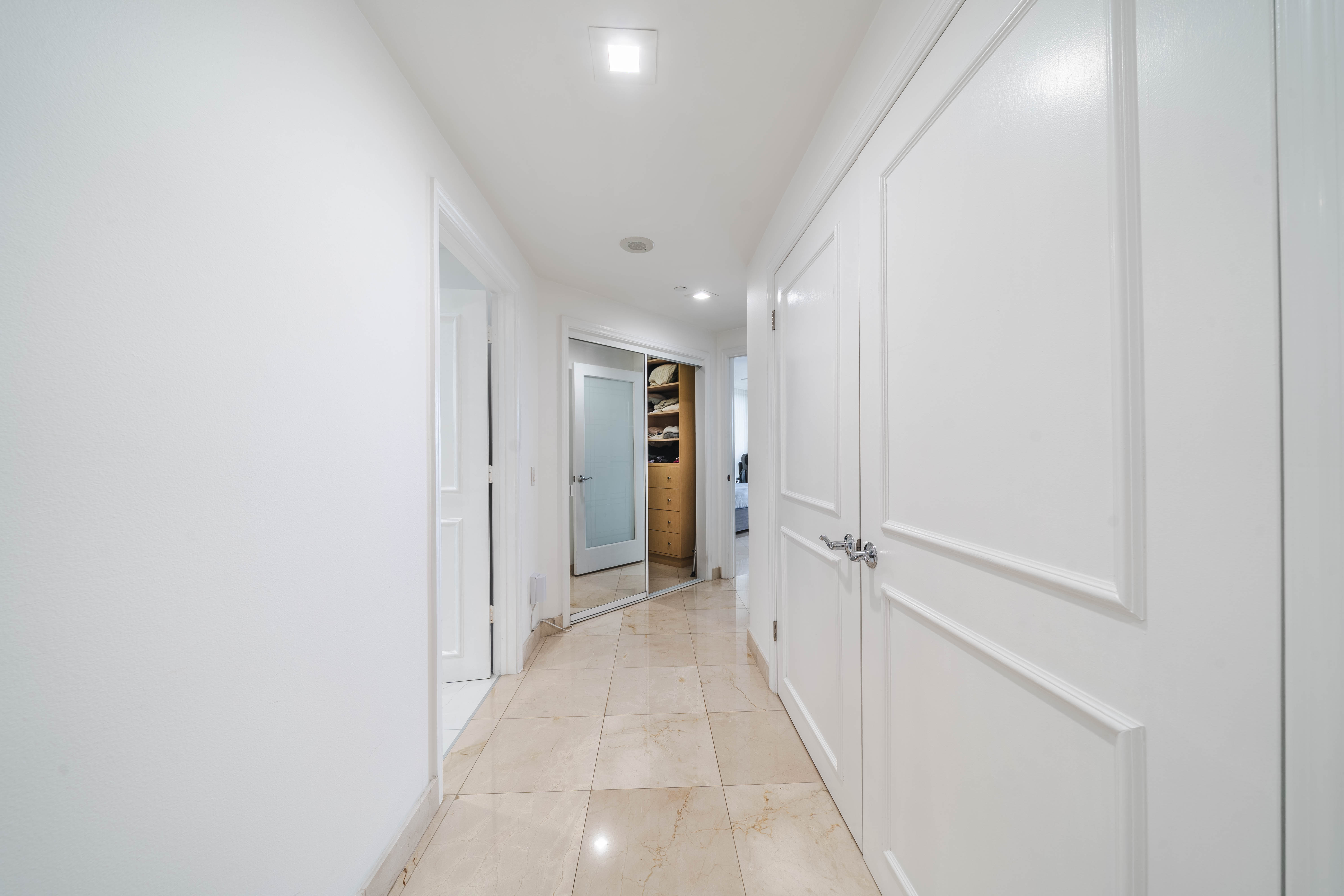21050 Point Place Aventura FL 33180