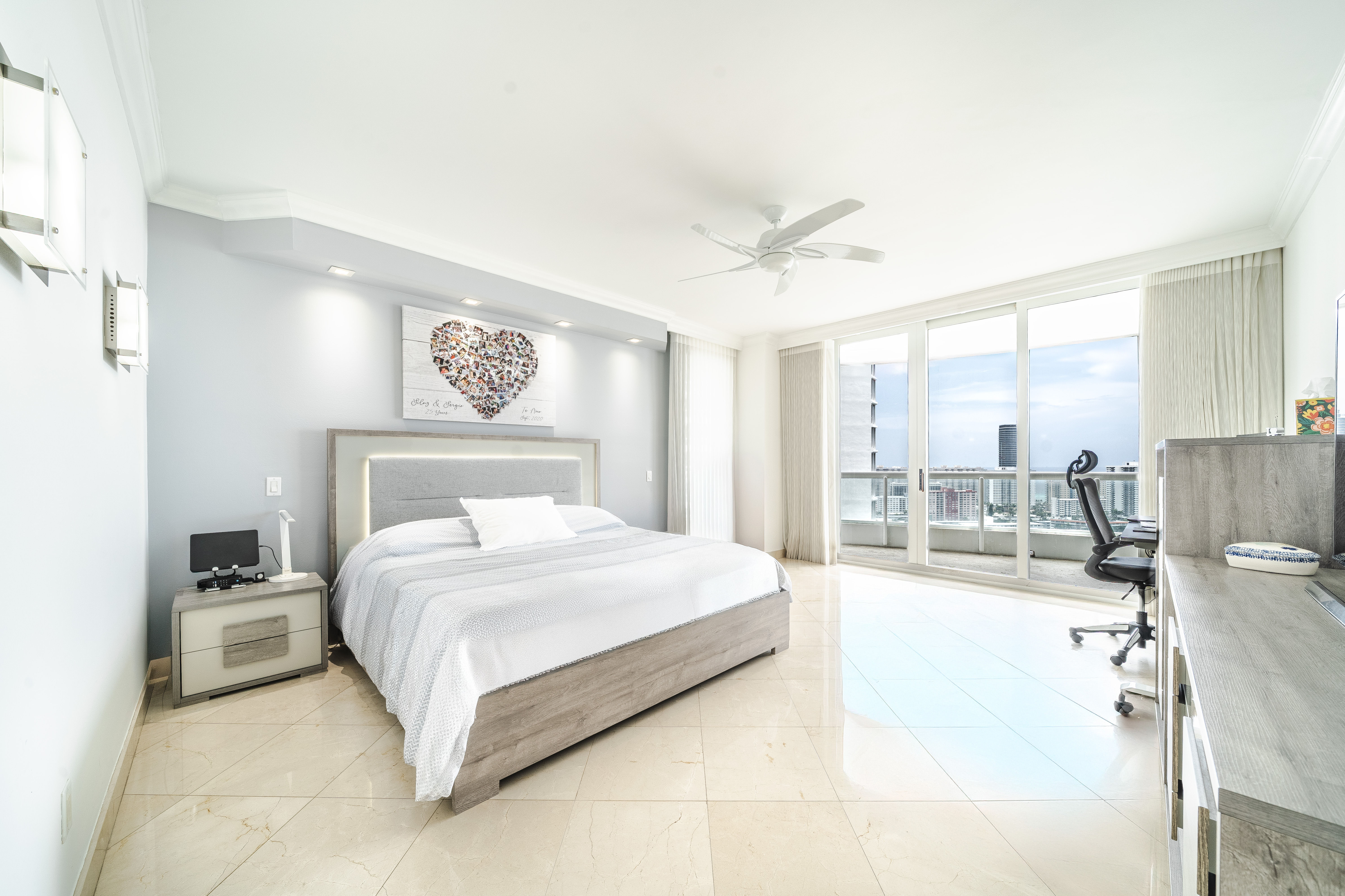 21050 Point Place Aventura FL 33180