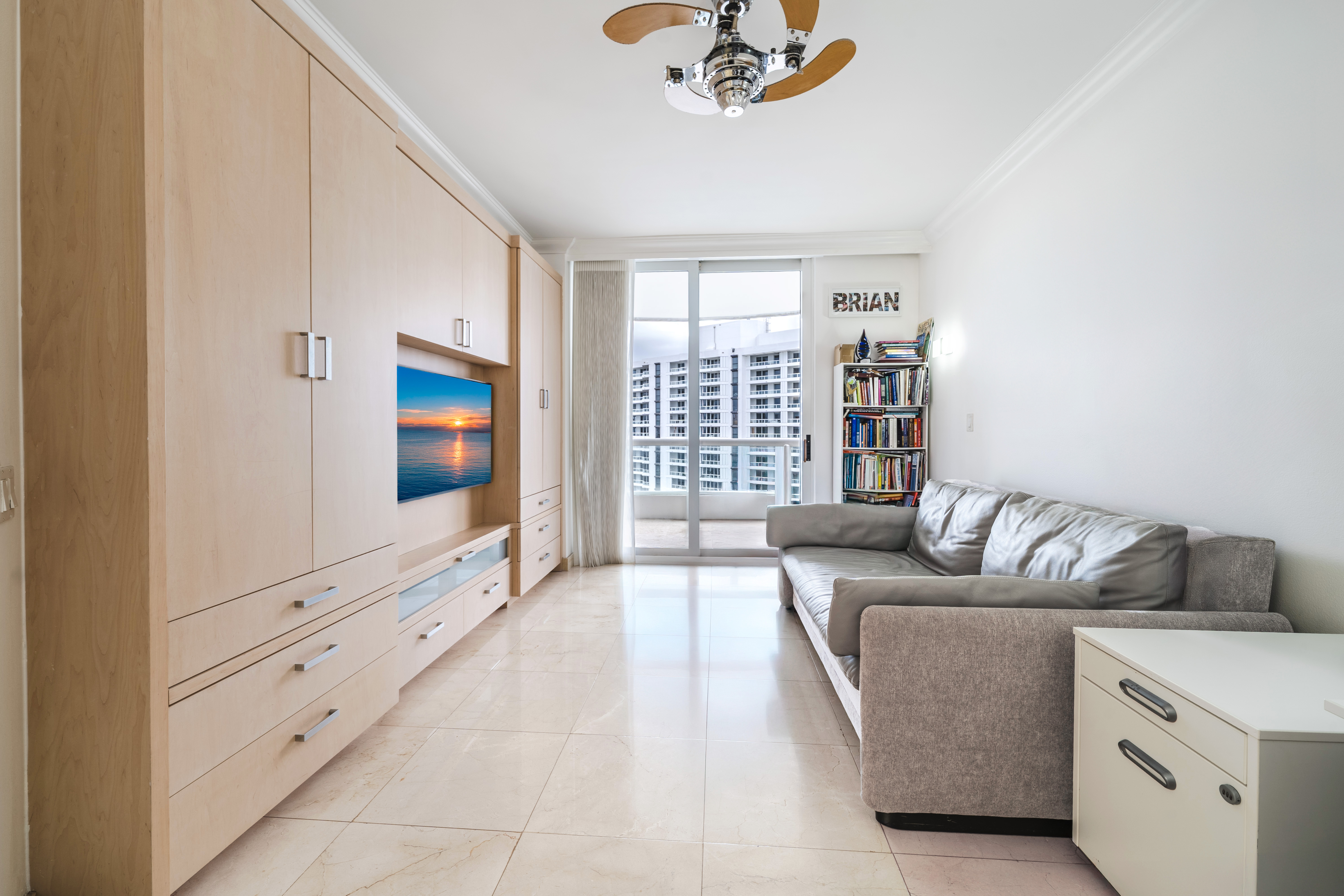 21050 Point Place Aventura FL 33180