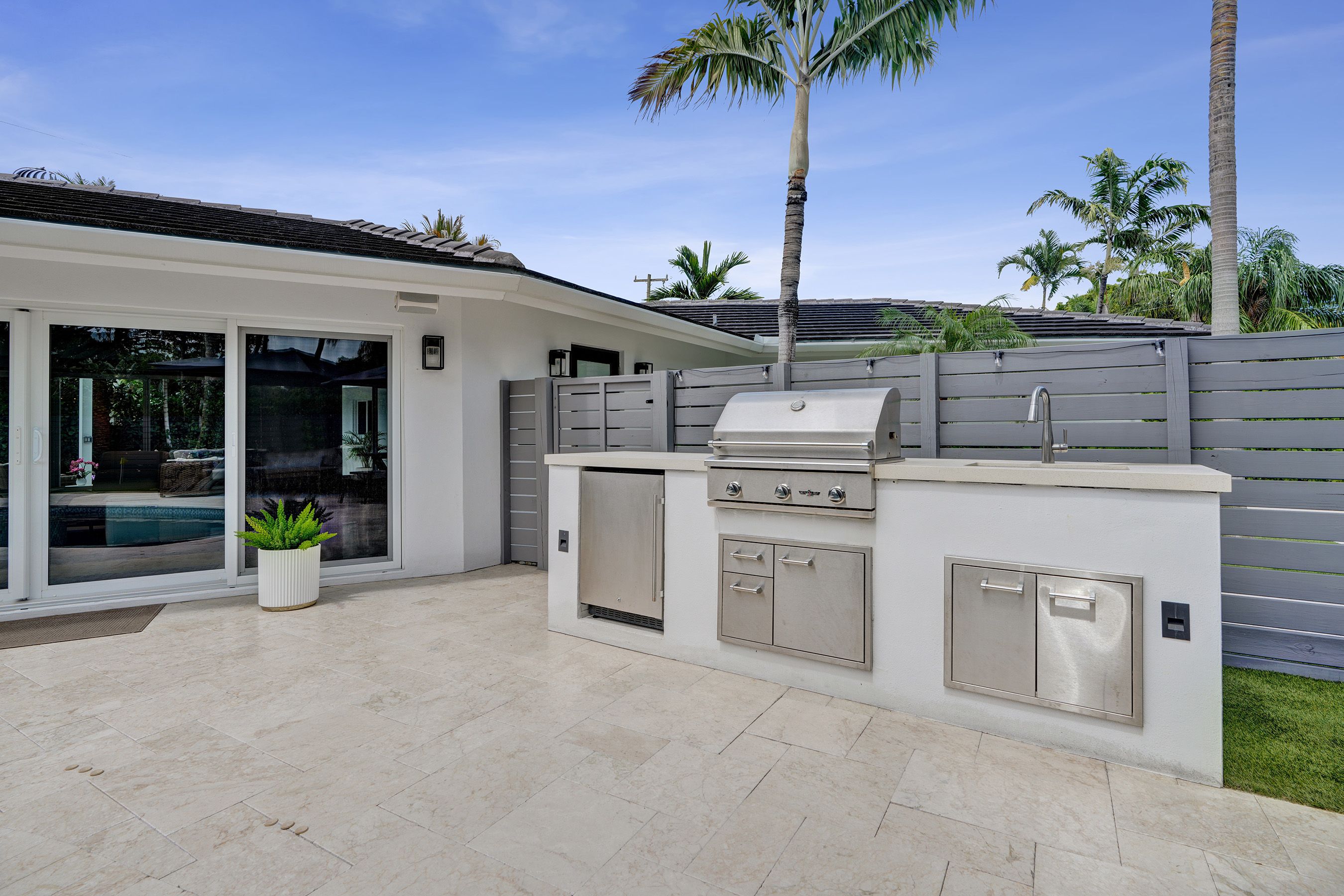 2701 NE 30th Street Fort Lauderdale FL 33306