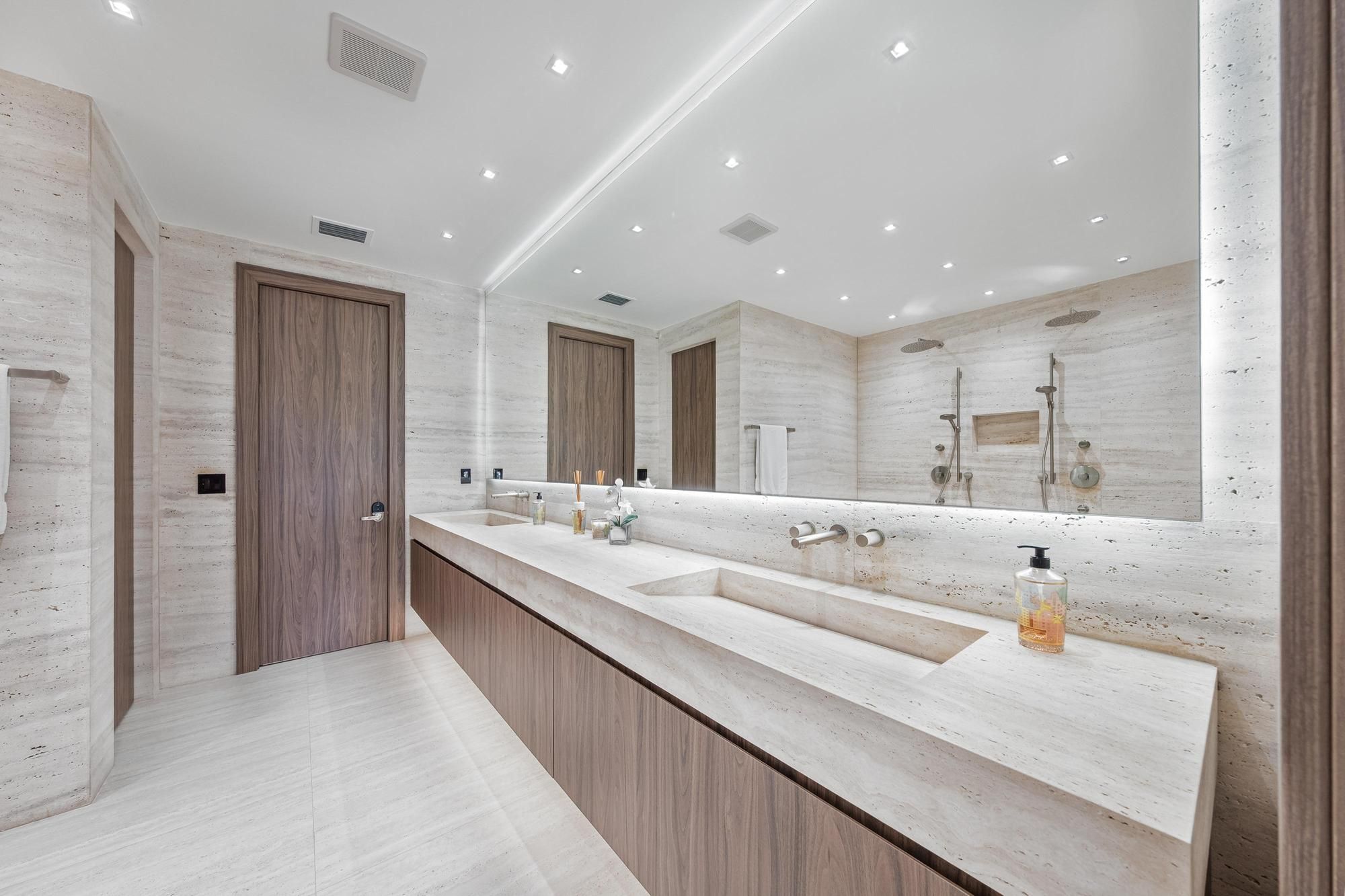 470 S Shore Drive Miami Beach FL 33141