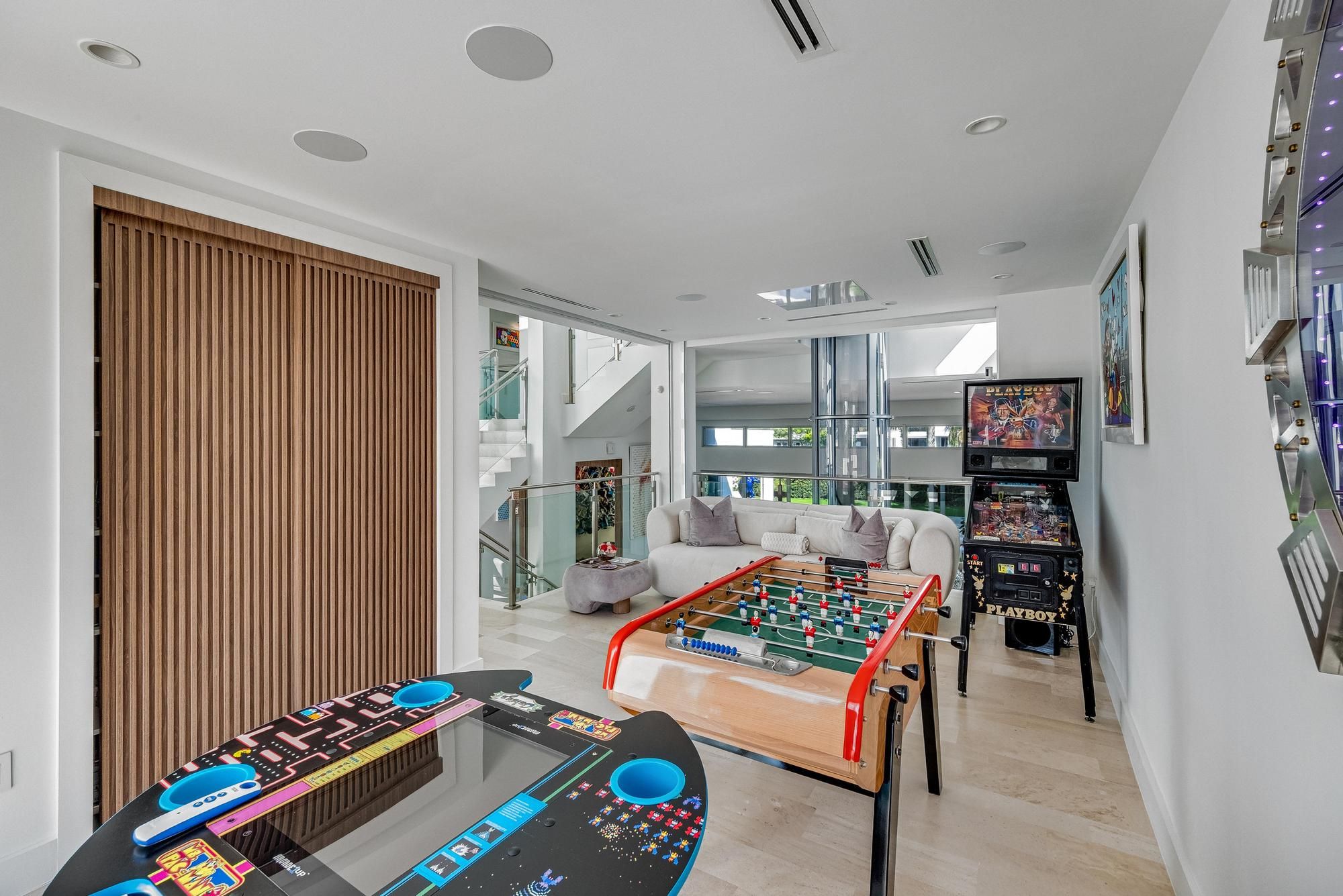 470 S Shore Drive Miami Beach FL 33141