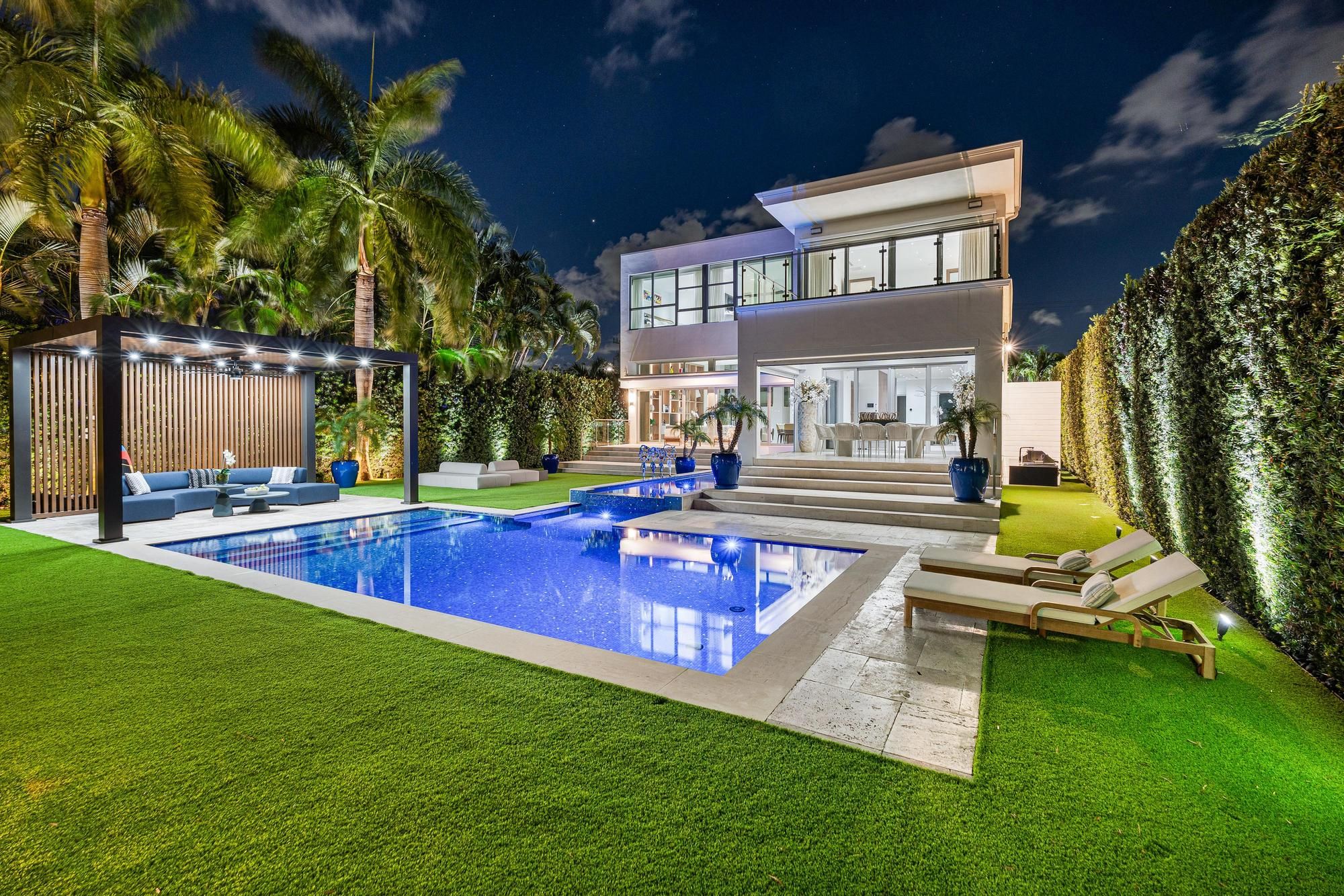 470 S Shore Drive Miami Beach FL 33141