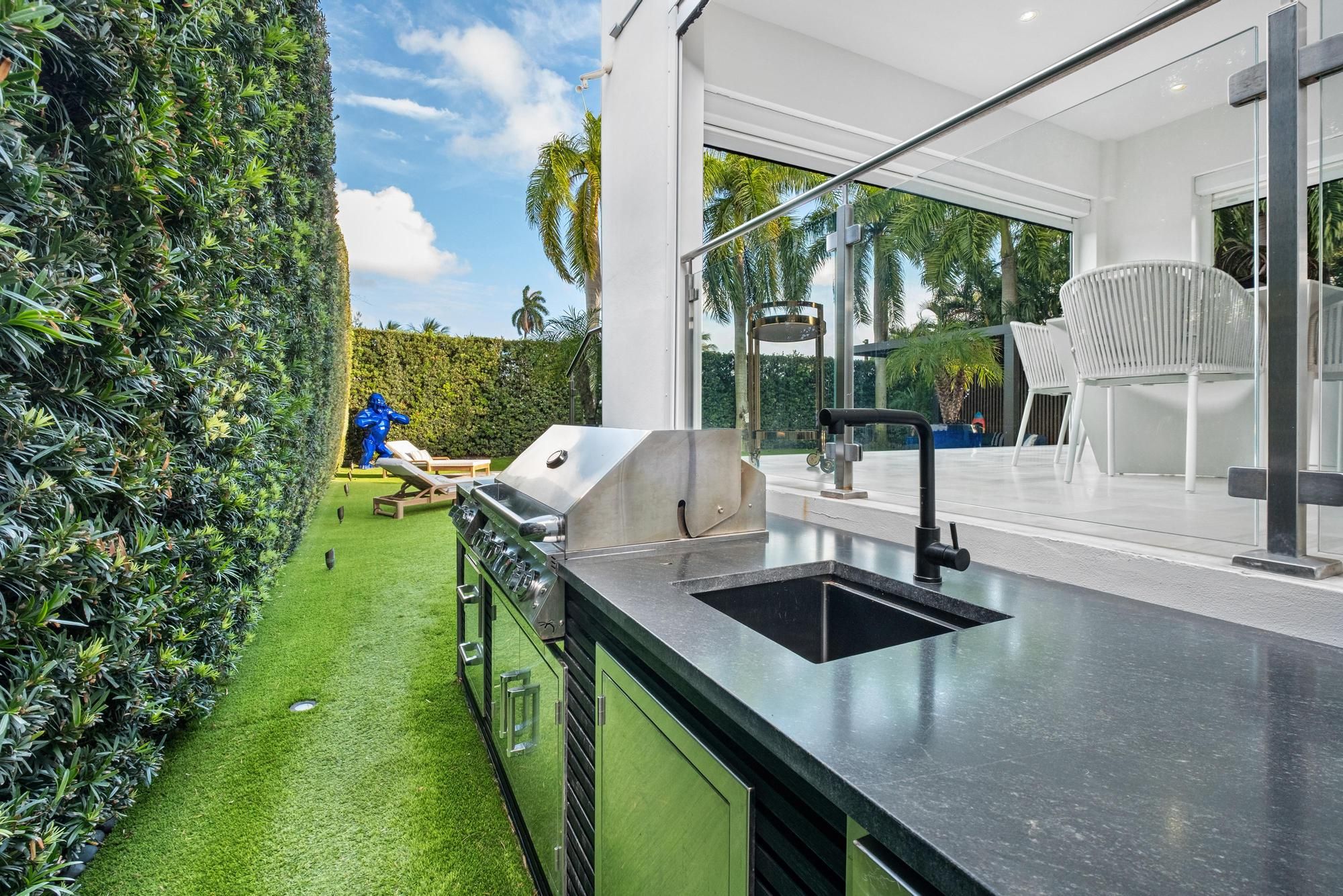 470 S Shore Drive Miami Beach FL 33141