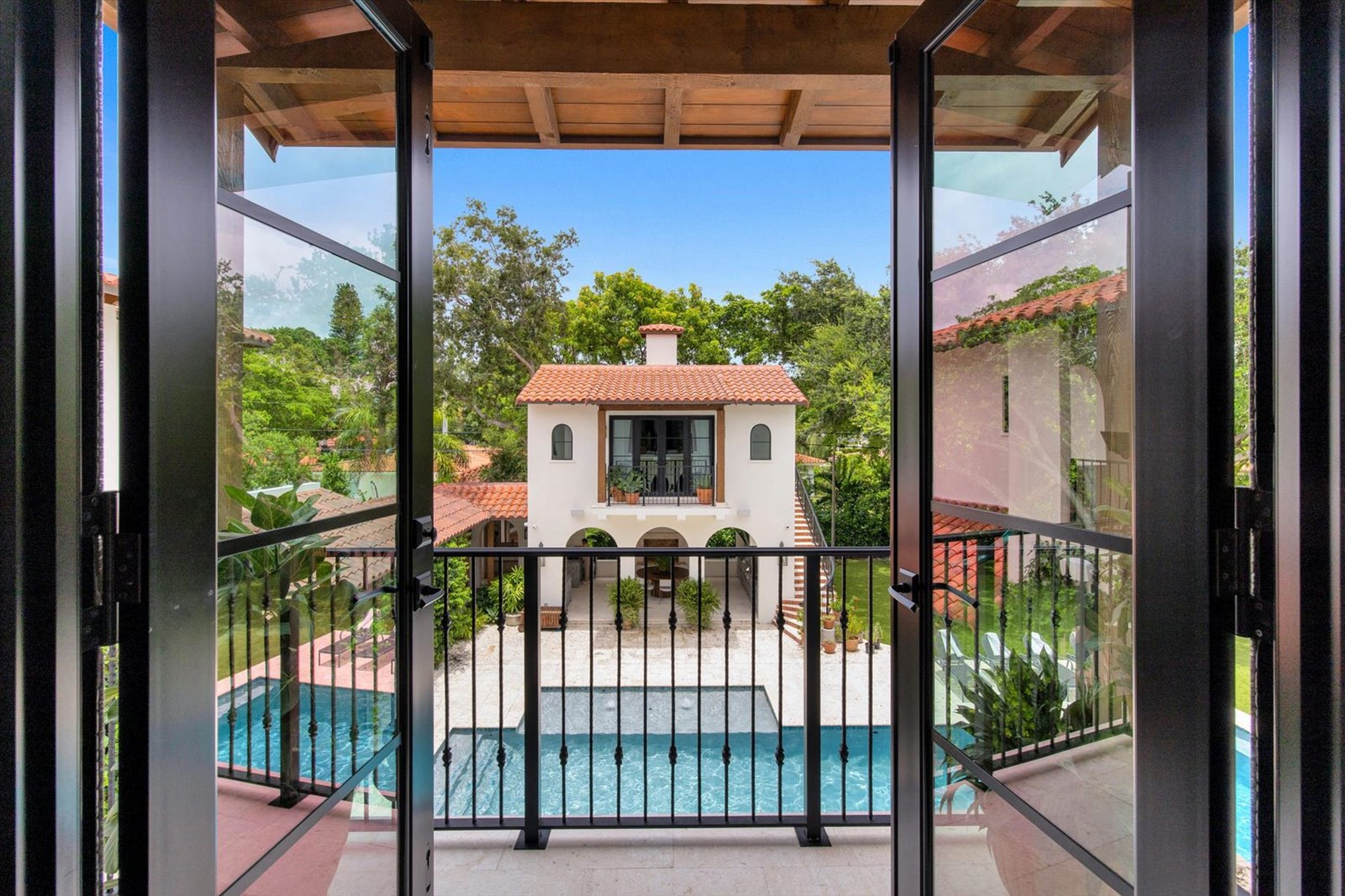 545 San Antonio Avenue Coral Gables FL 33146