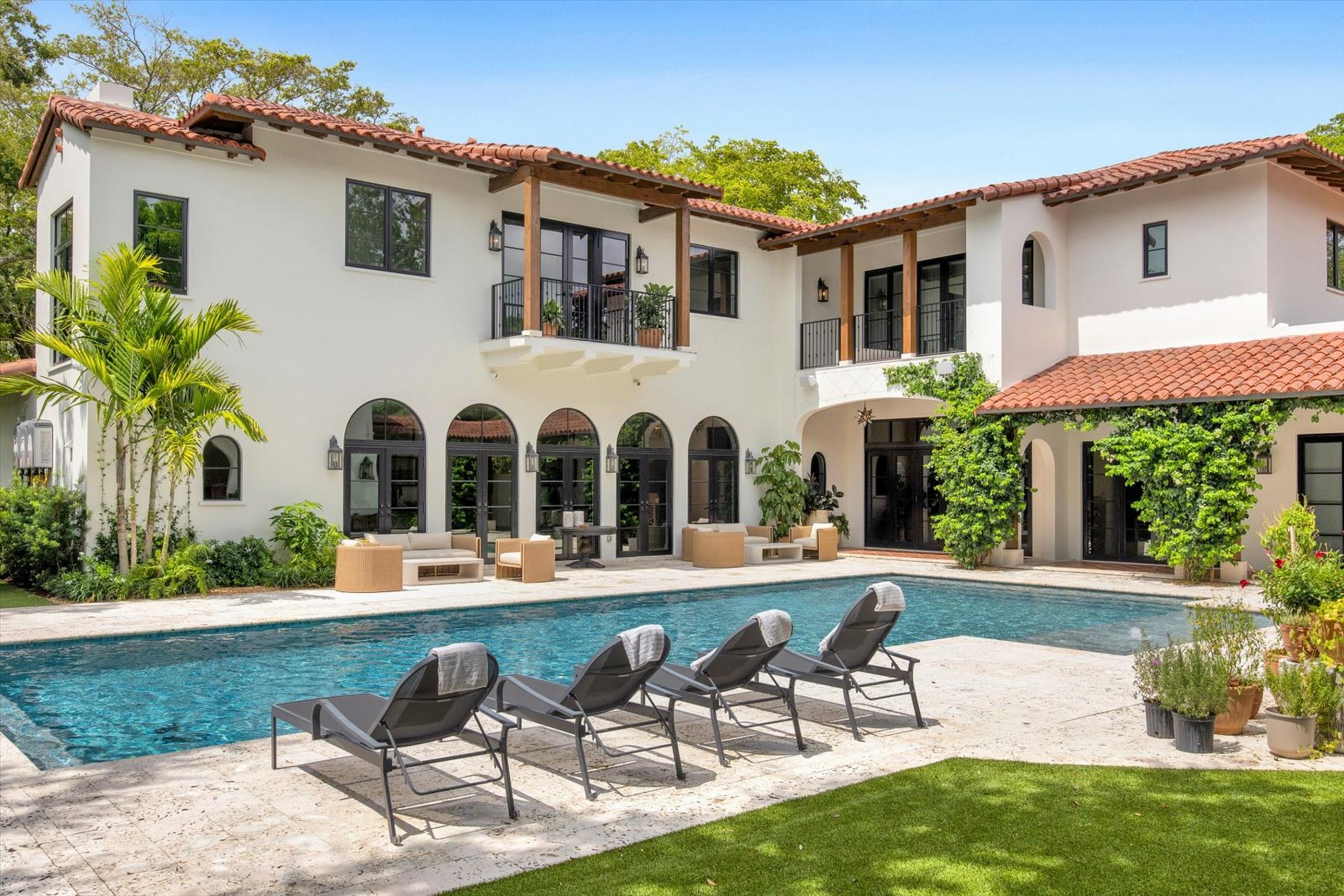 545 San Antonio Avenue Coral Gables FL 33146