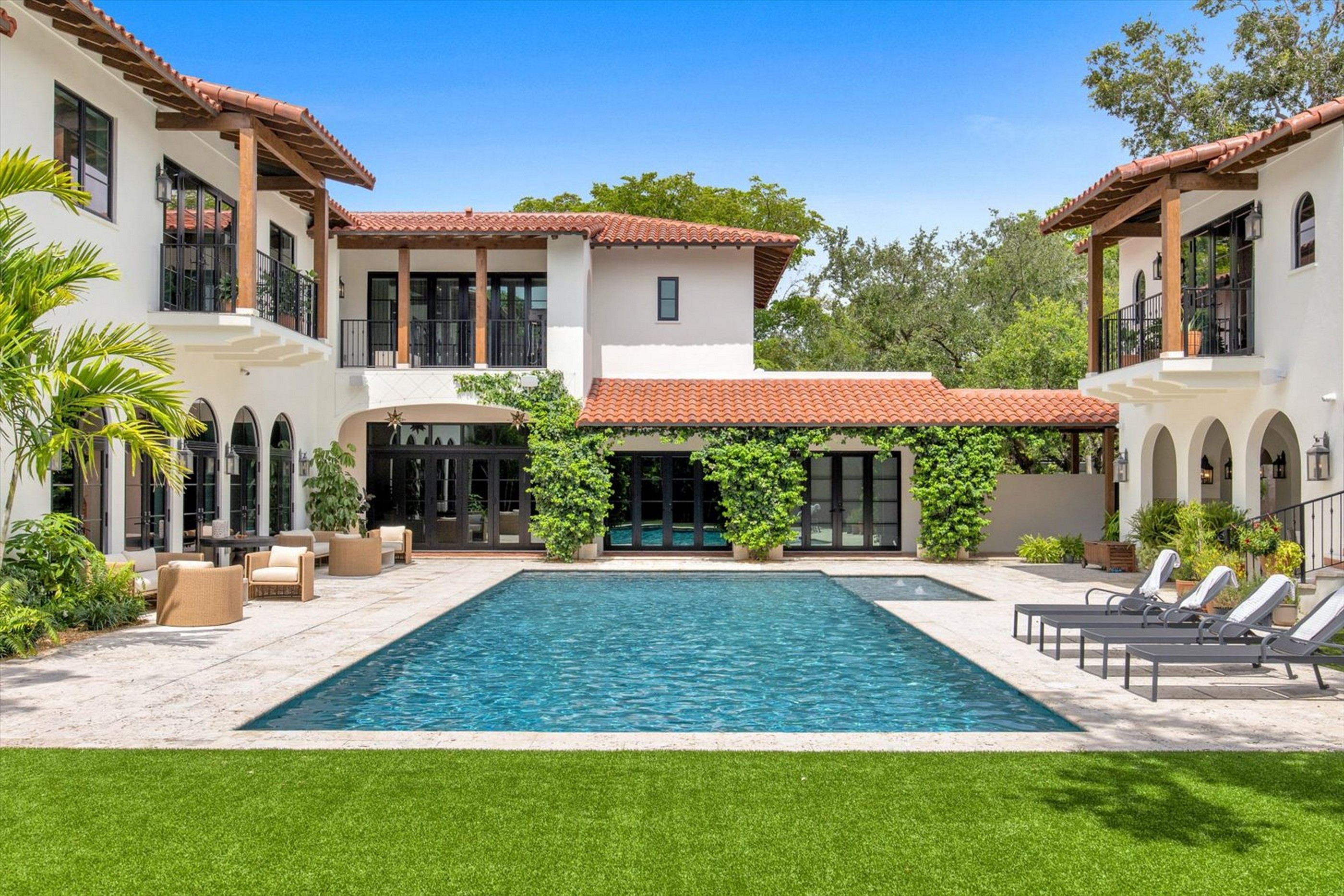545 San Antonio Avenue Coral Gables FL 33146