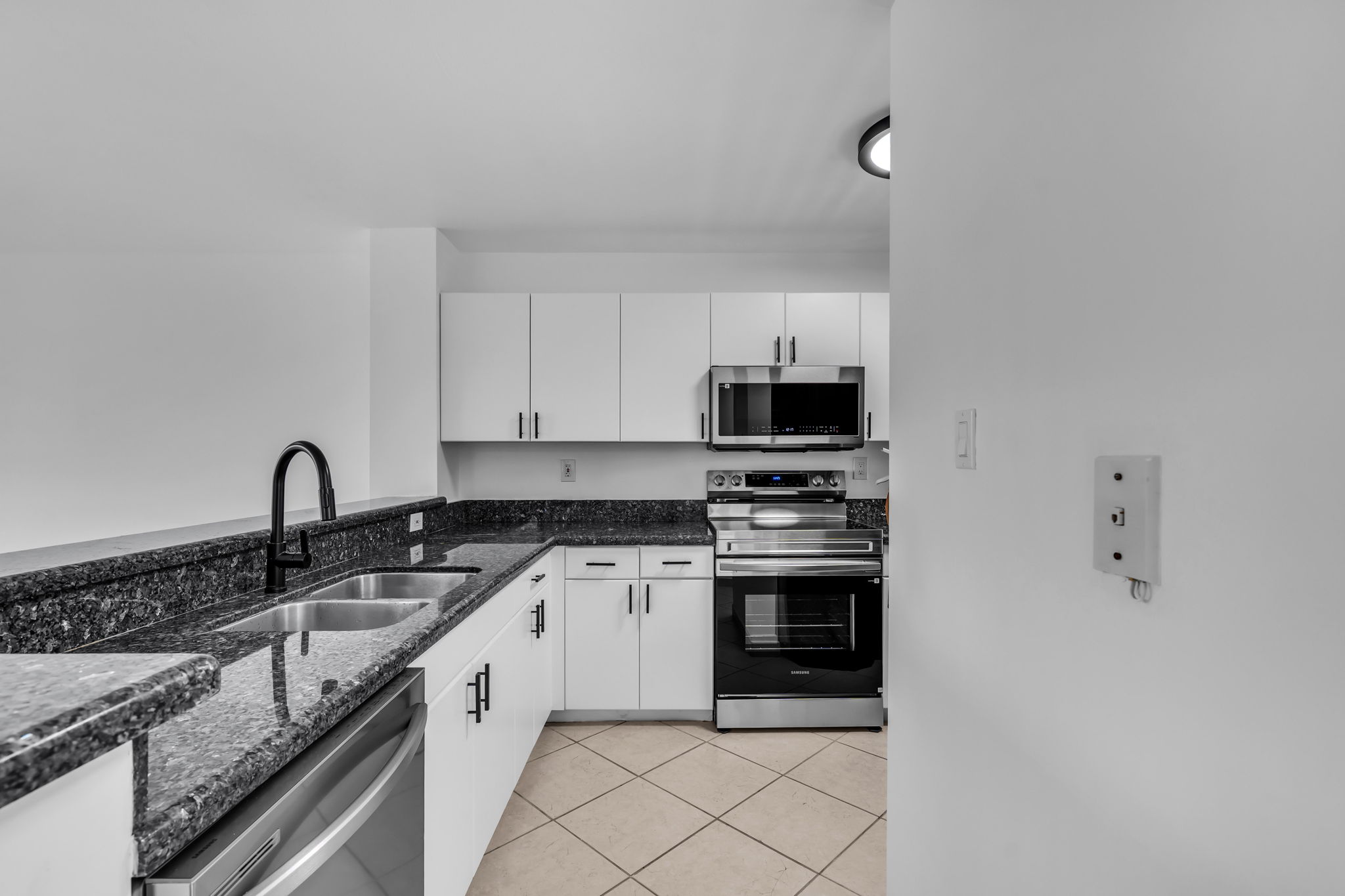 1401 Bay Road Miami Beach FL 33139