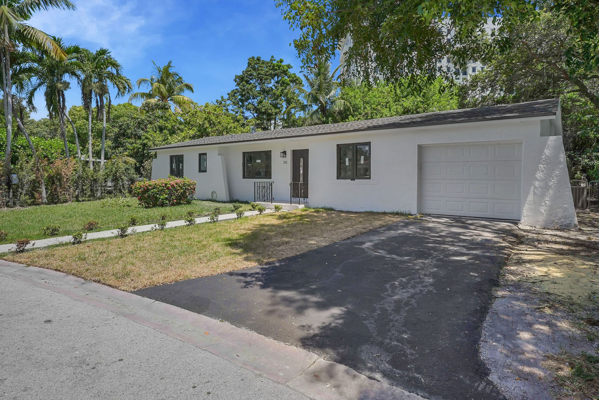 211 Washington Drive Coral Gables FL 33133