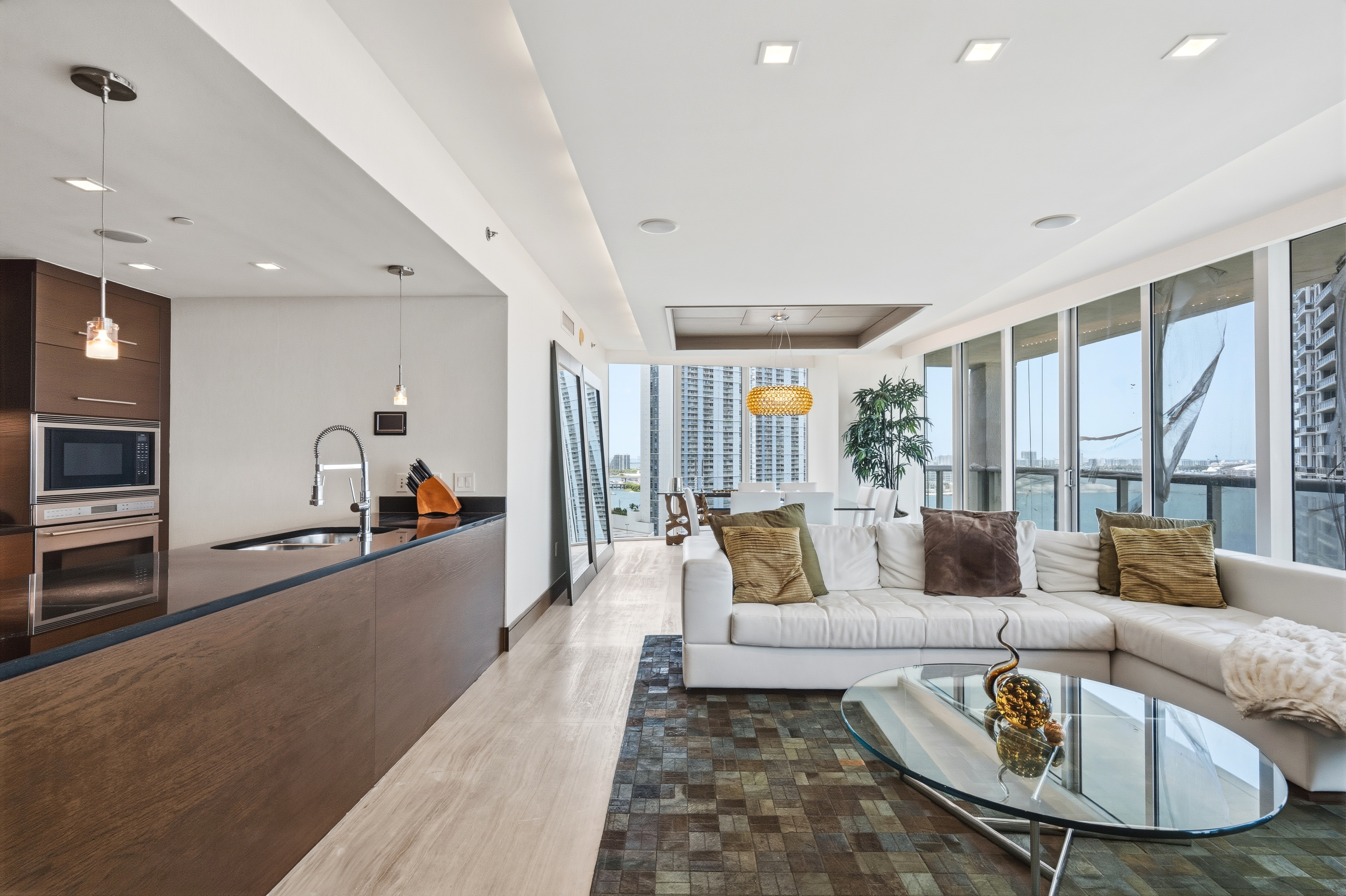 465 Brickell Avenue Miami FL 33131