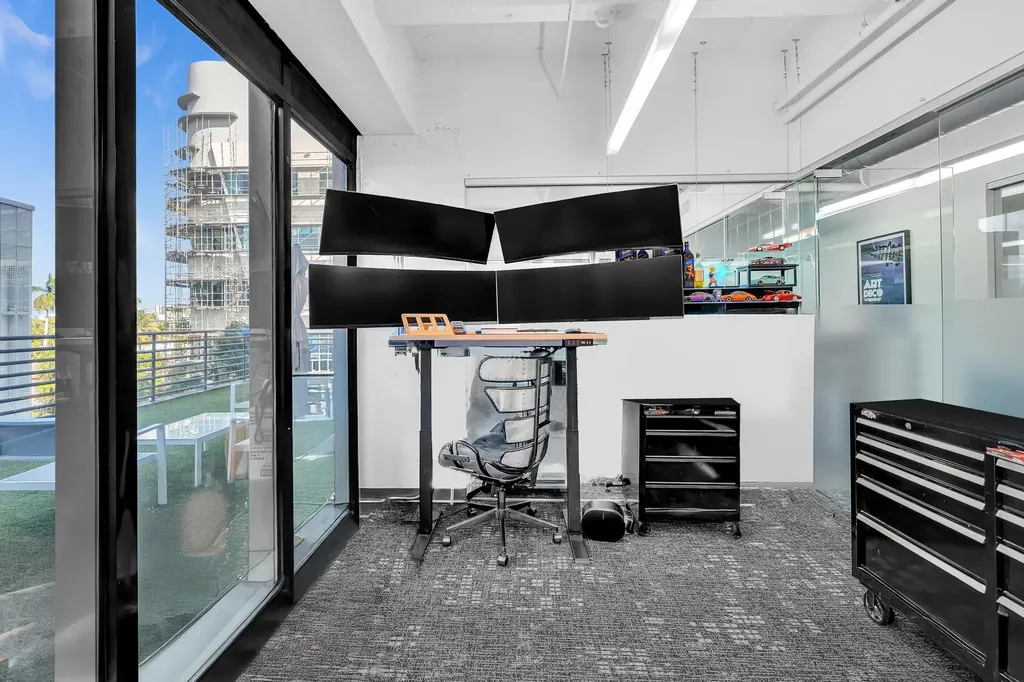 1680 Michigan Avenue Miami Beach FL 33139
