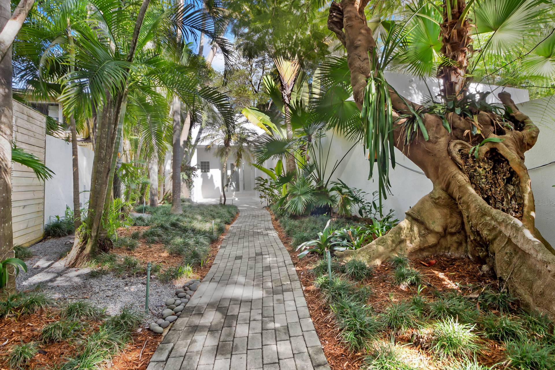 4051 Ensenada Avenue Miami FL 33133