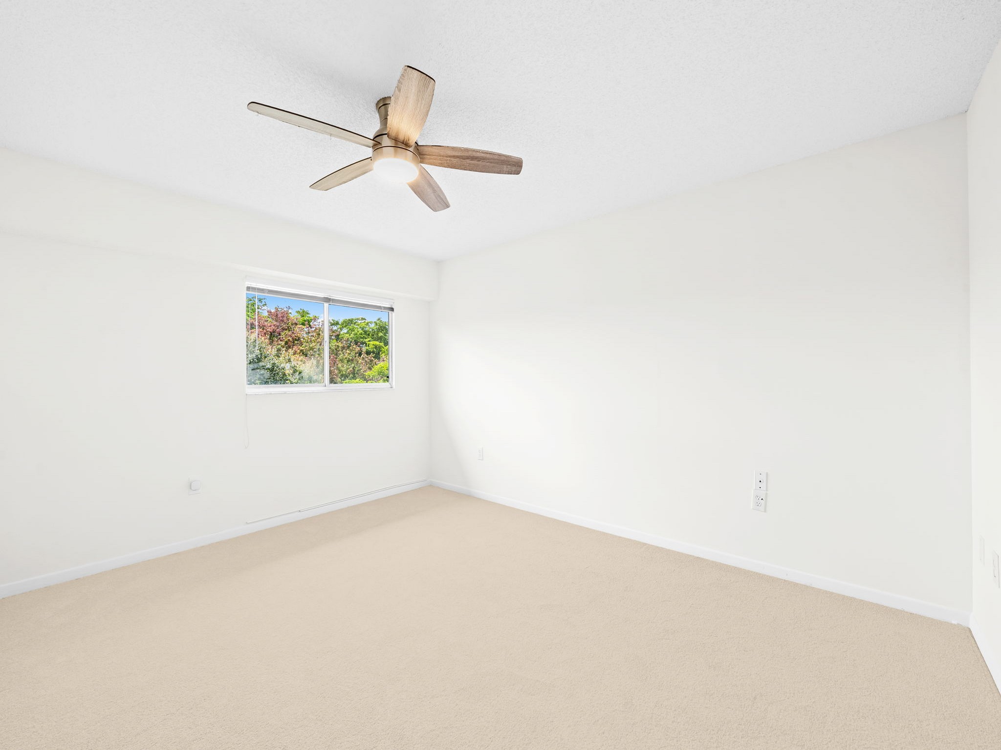 1501 SW 131st Way Pembroke Pines FL 33027