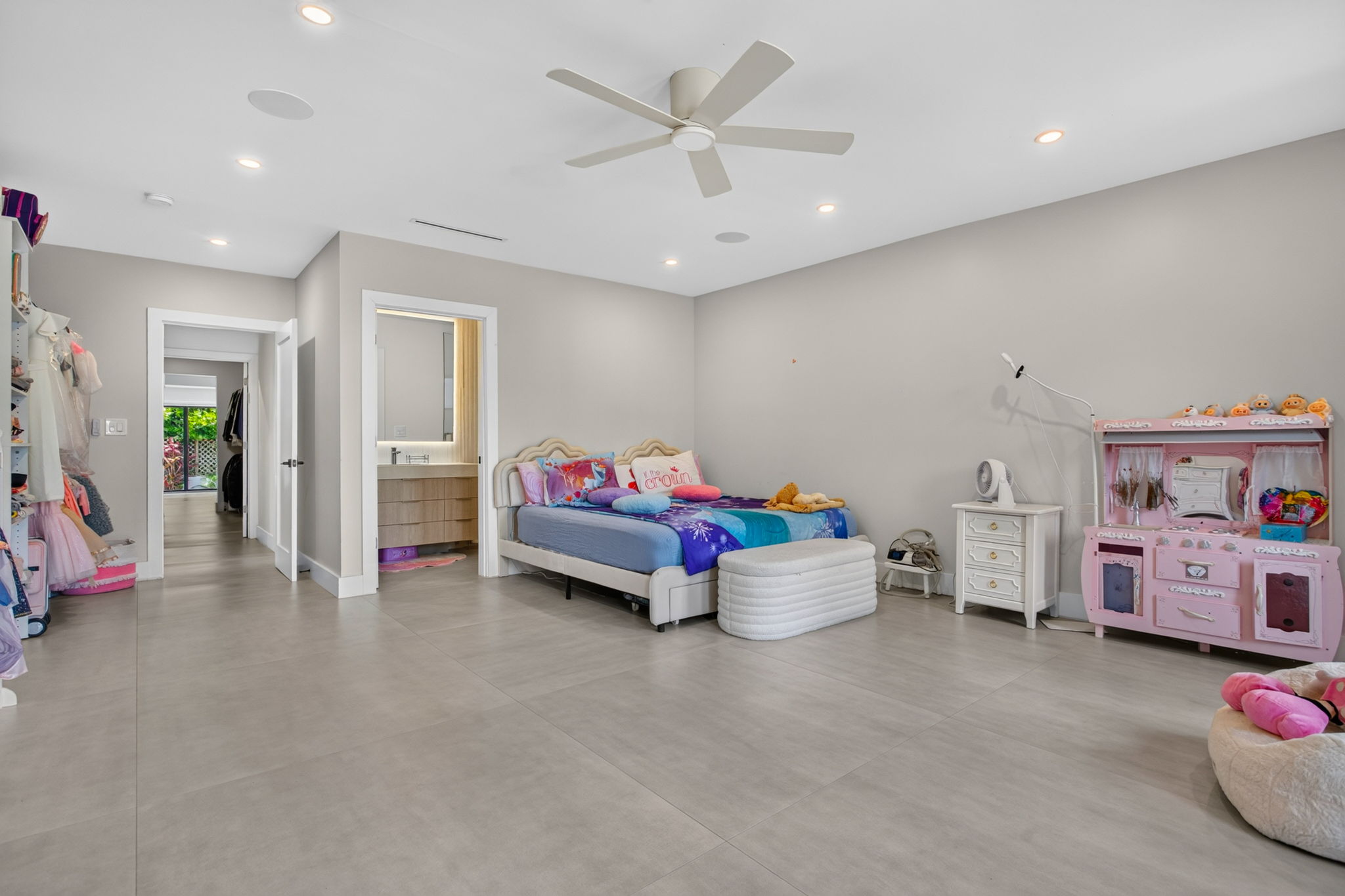 645 NE 53rd Street Miami FL 33137