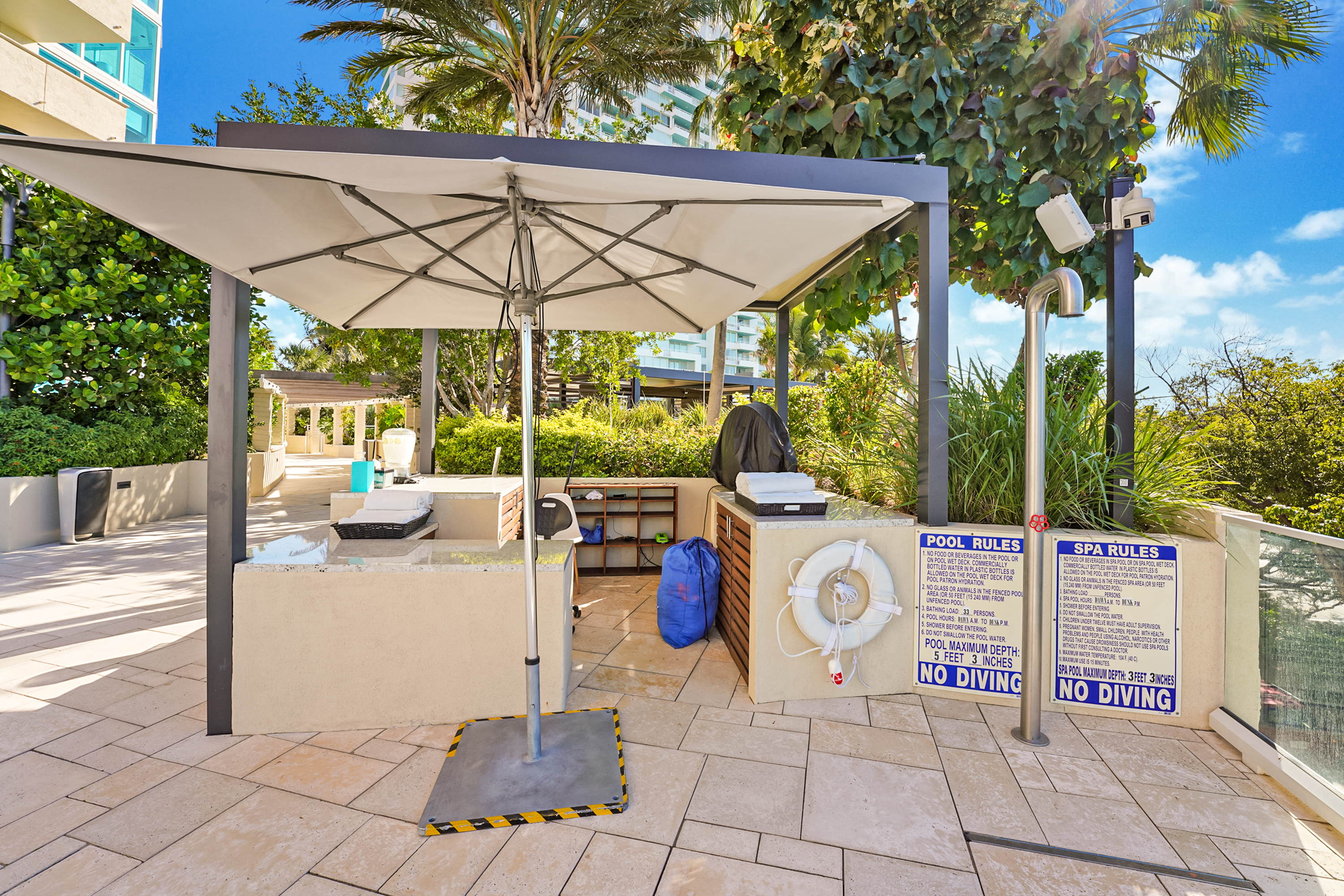 300 S Pointe Drive Miami Beach FL 33139