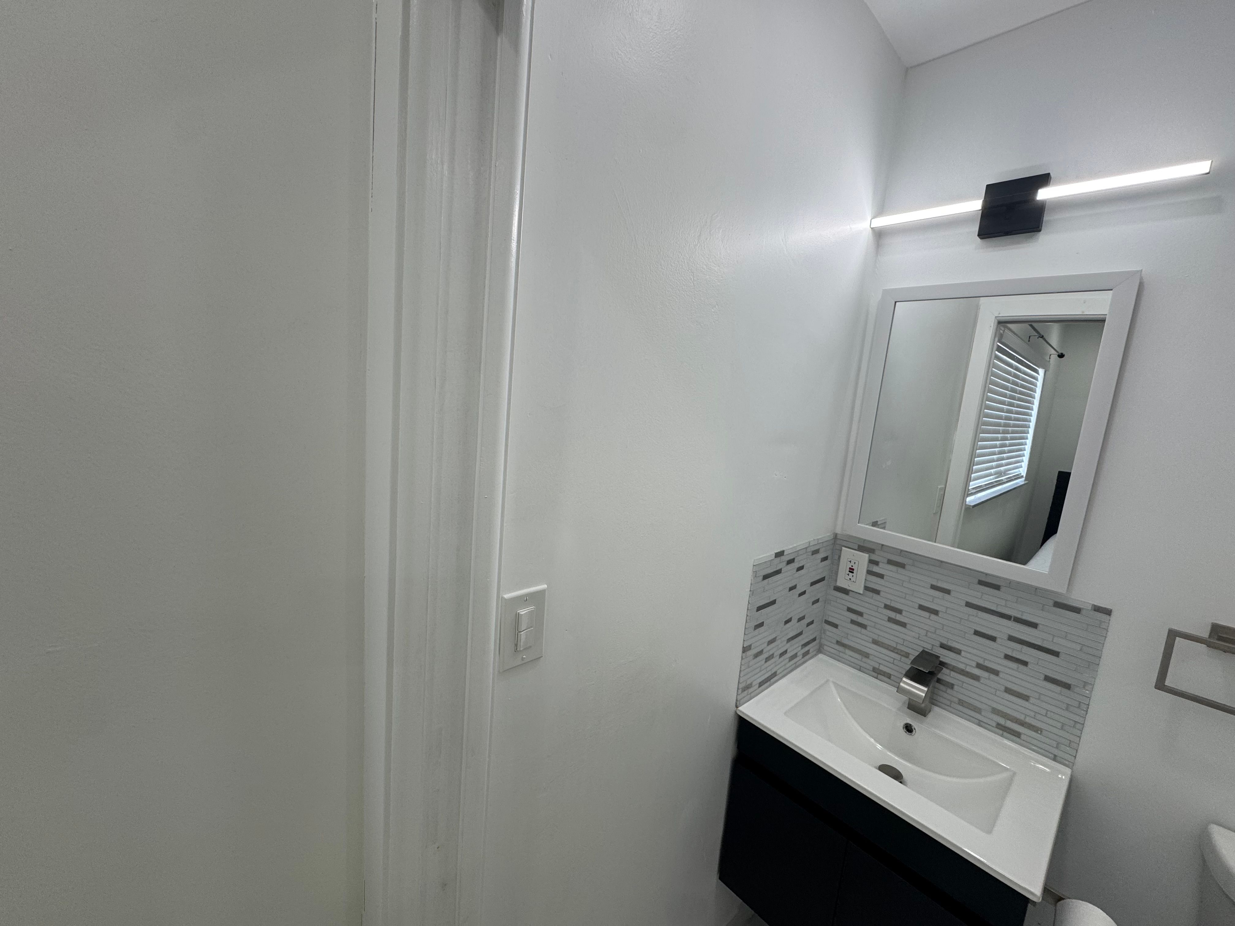 2192 NE 56th Court Fort Lauderdale FL 33308
