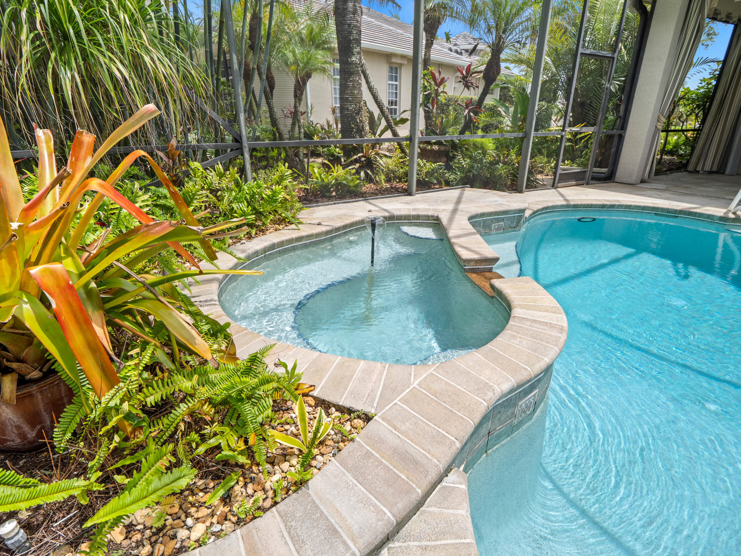 992 Balmoral Way Melbourne FL 32940