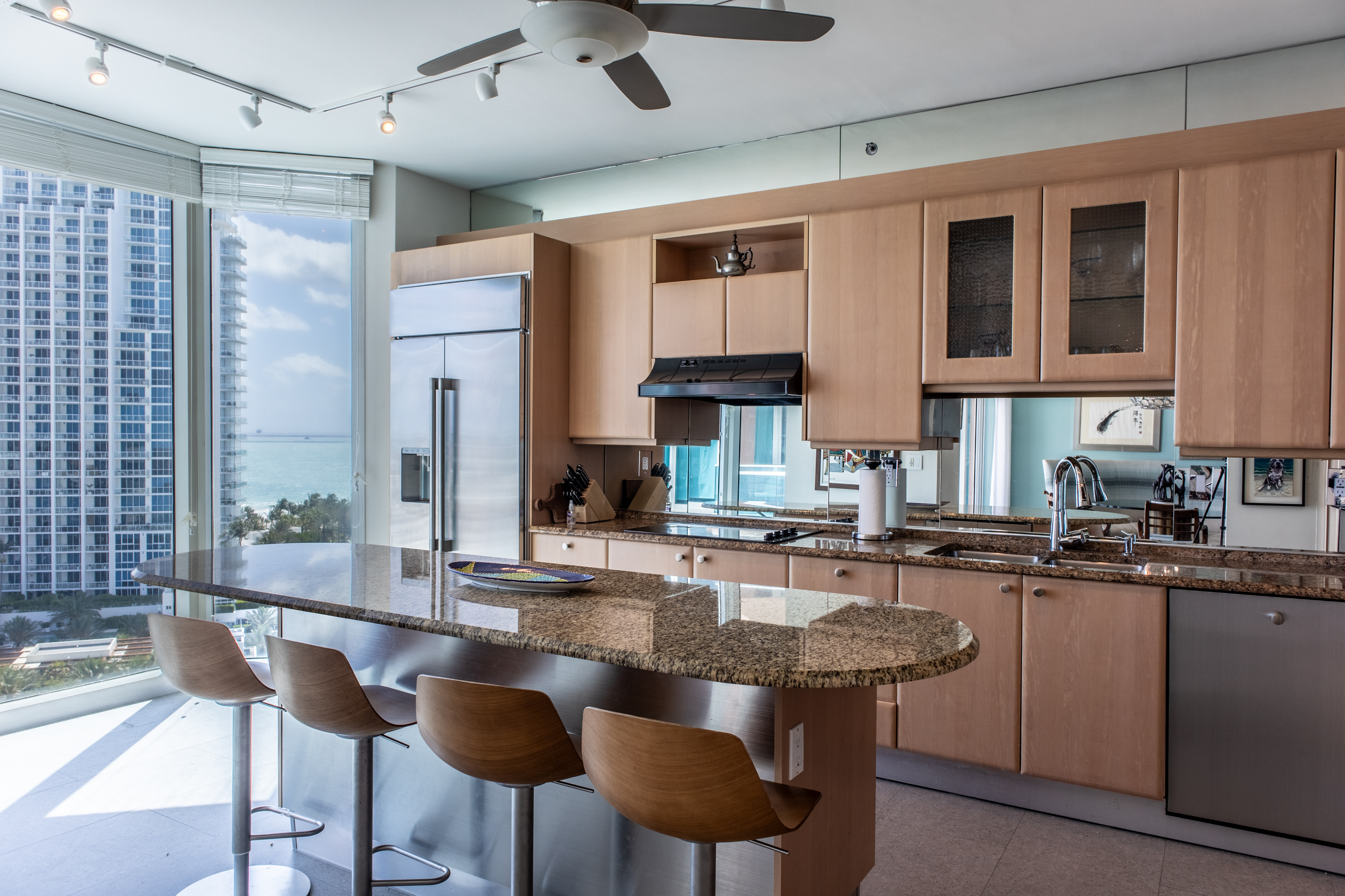 300 S Pointe Drive Miami Beach FL 33139