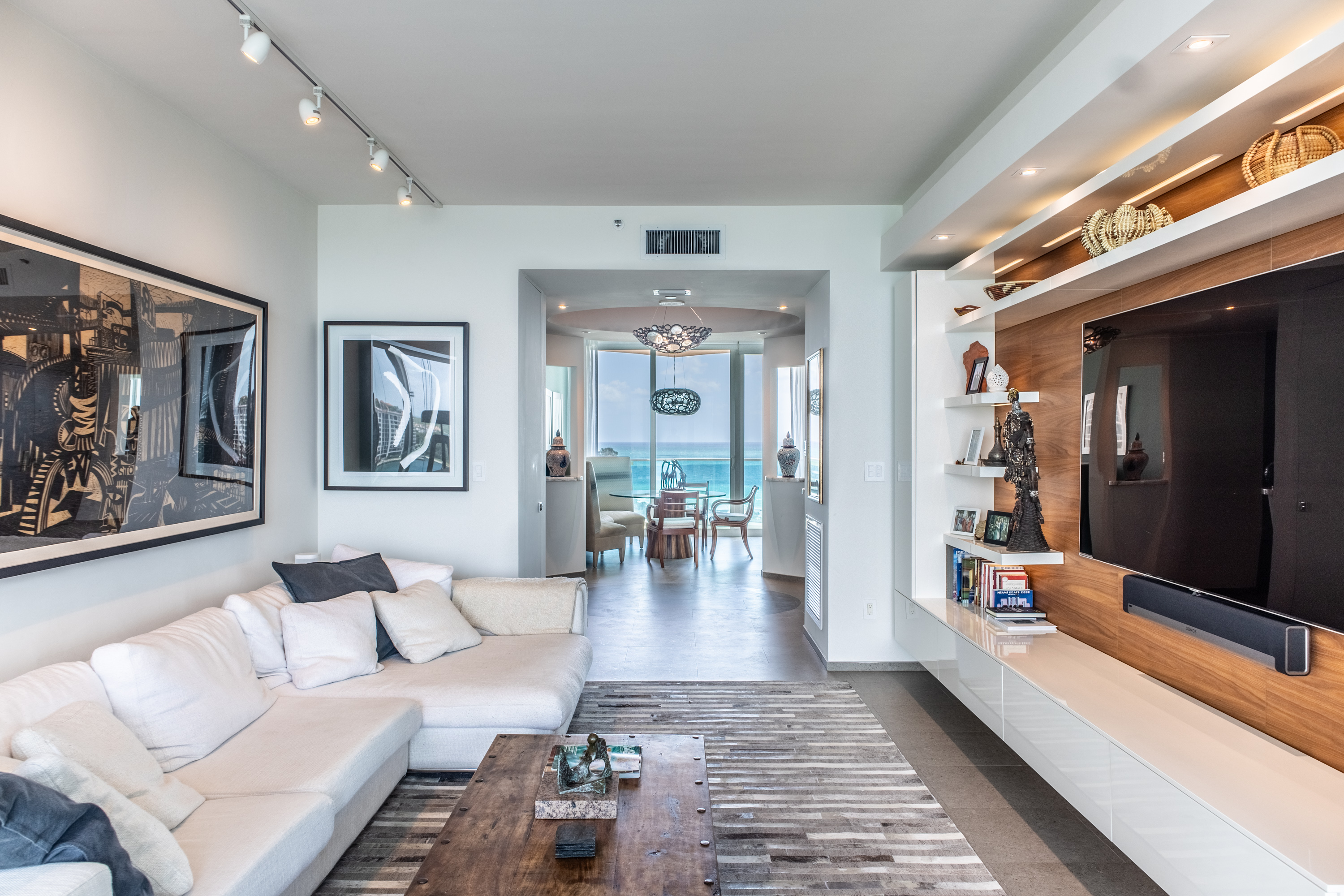 300 S Pointe Drive Miami Beach FL 33139