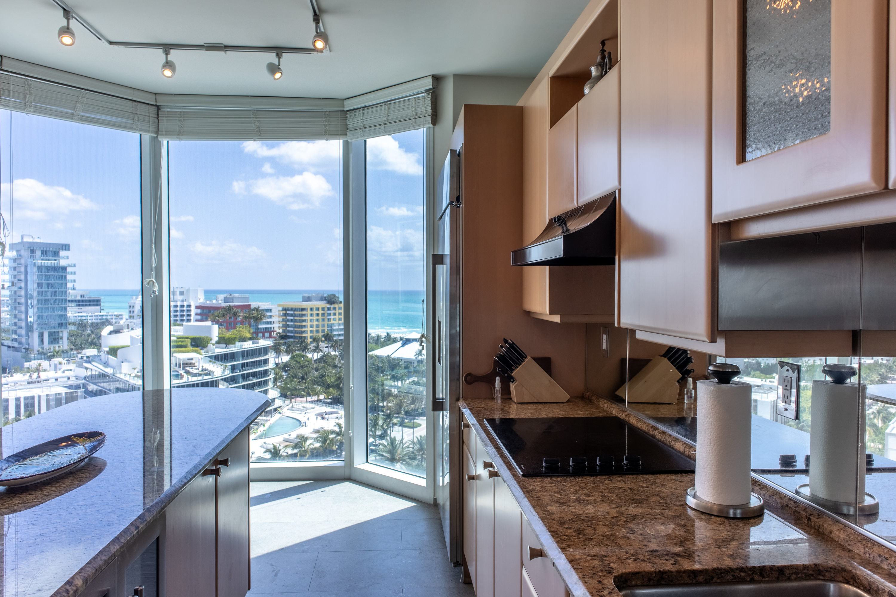 300 S Pointe Drive Miami Beach FL 33139