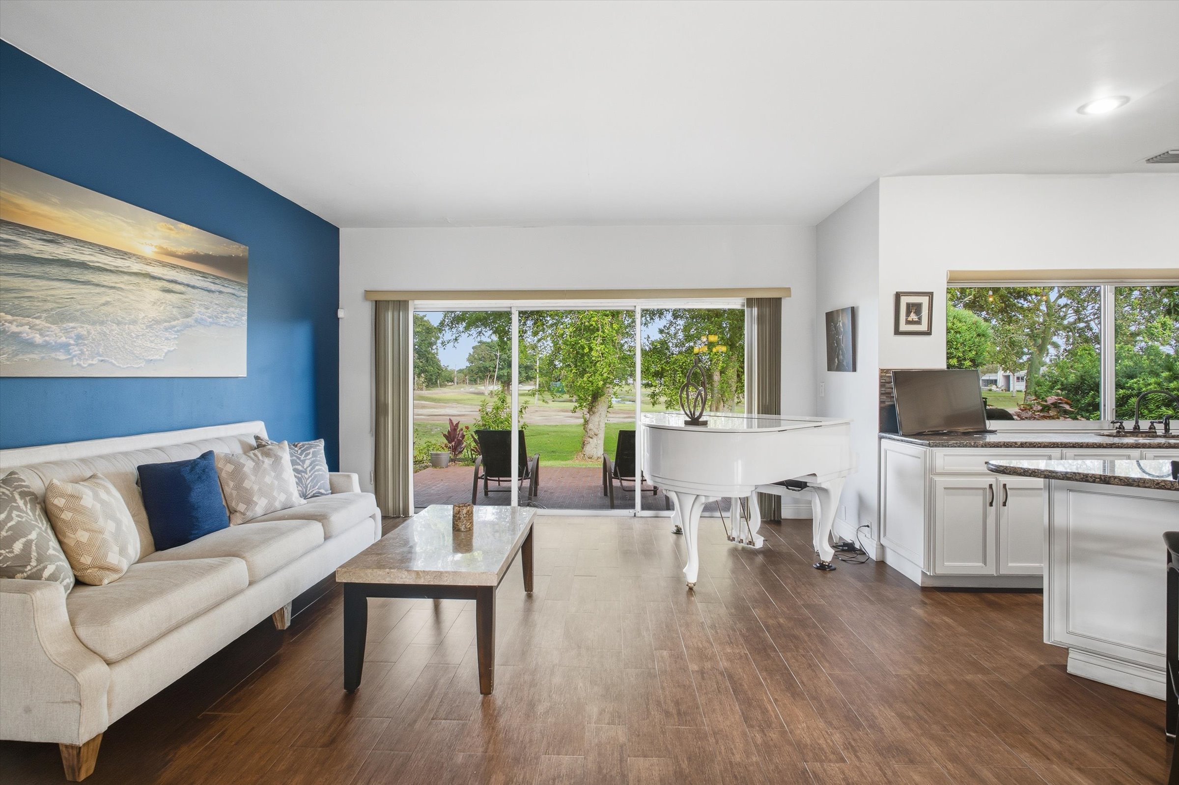 19015 E Saint Andrews Drive Hialeah FL 33015