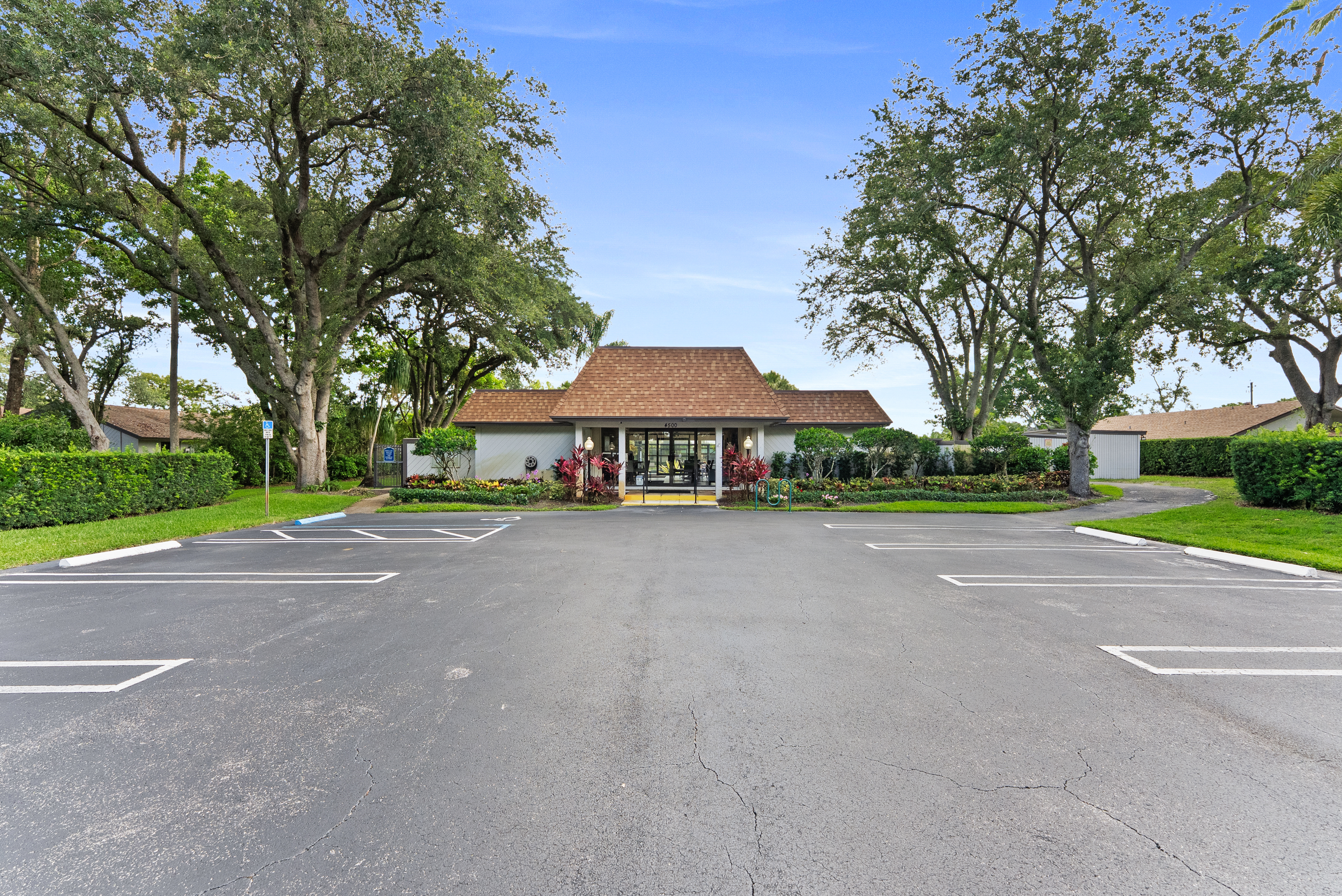 4148 N Palm Forest Drive N Delray Beach FL 33445