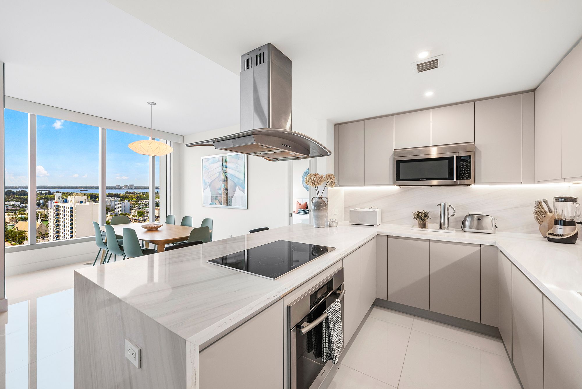 6899 Collins Avenue Miami Beach FL 33141
