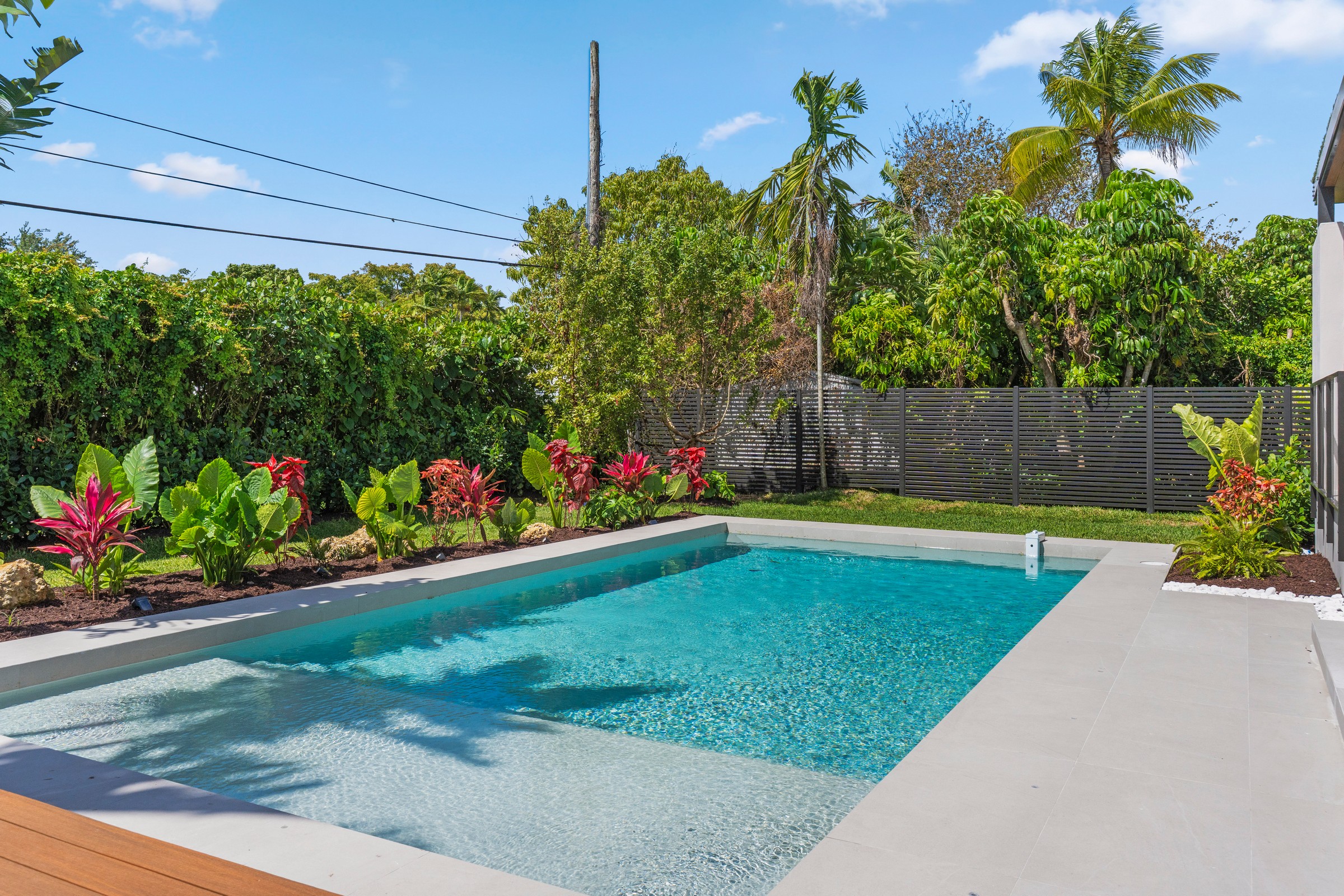 5854 SW 30th Street Miami FL 33155
