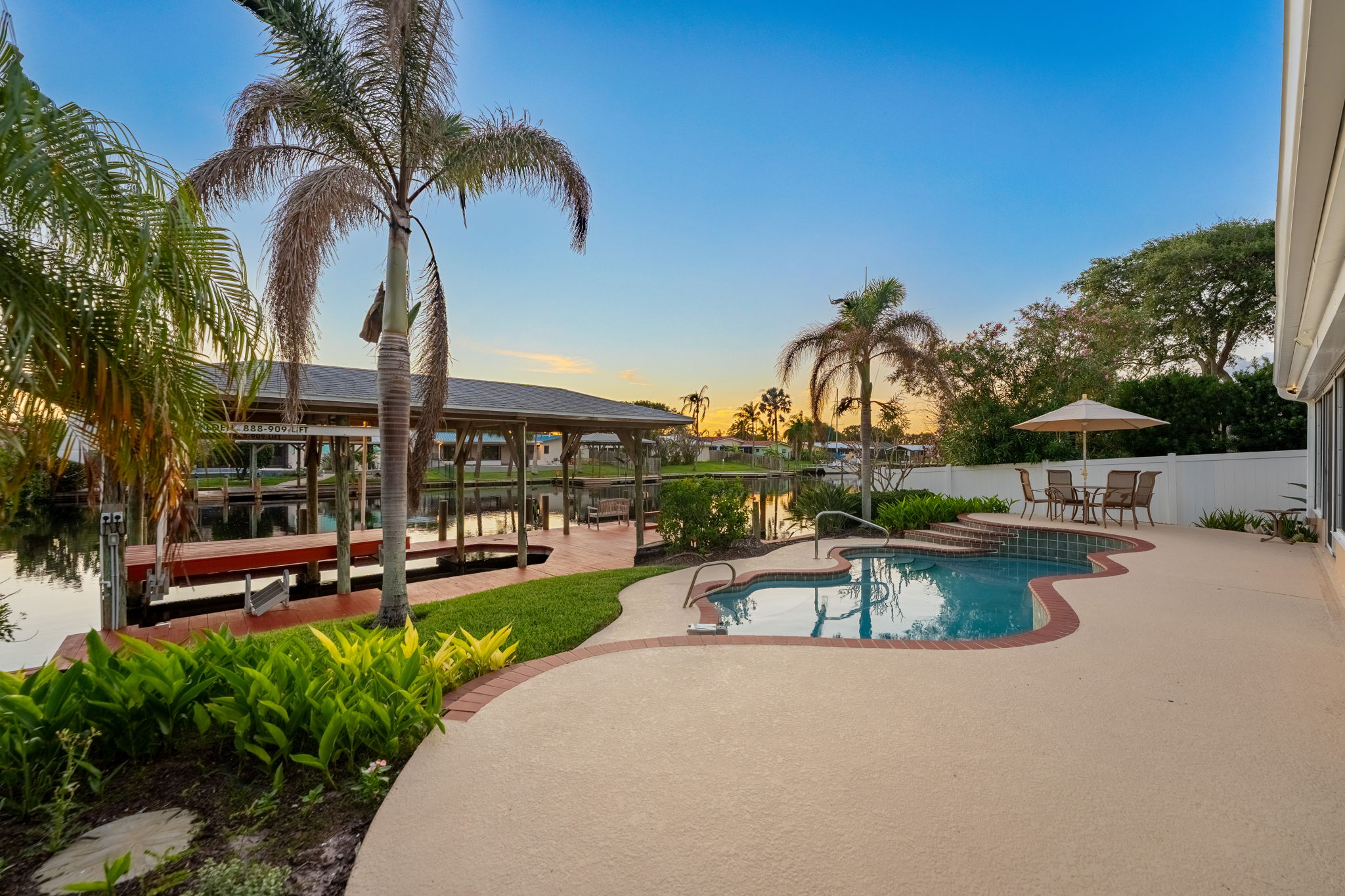 27 Westview Lane Cocoa Beach FL 32931