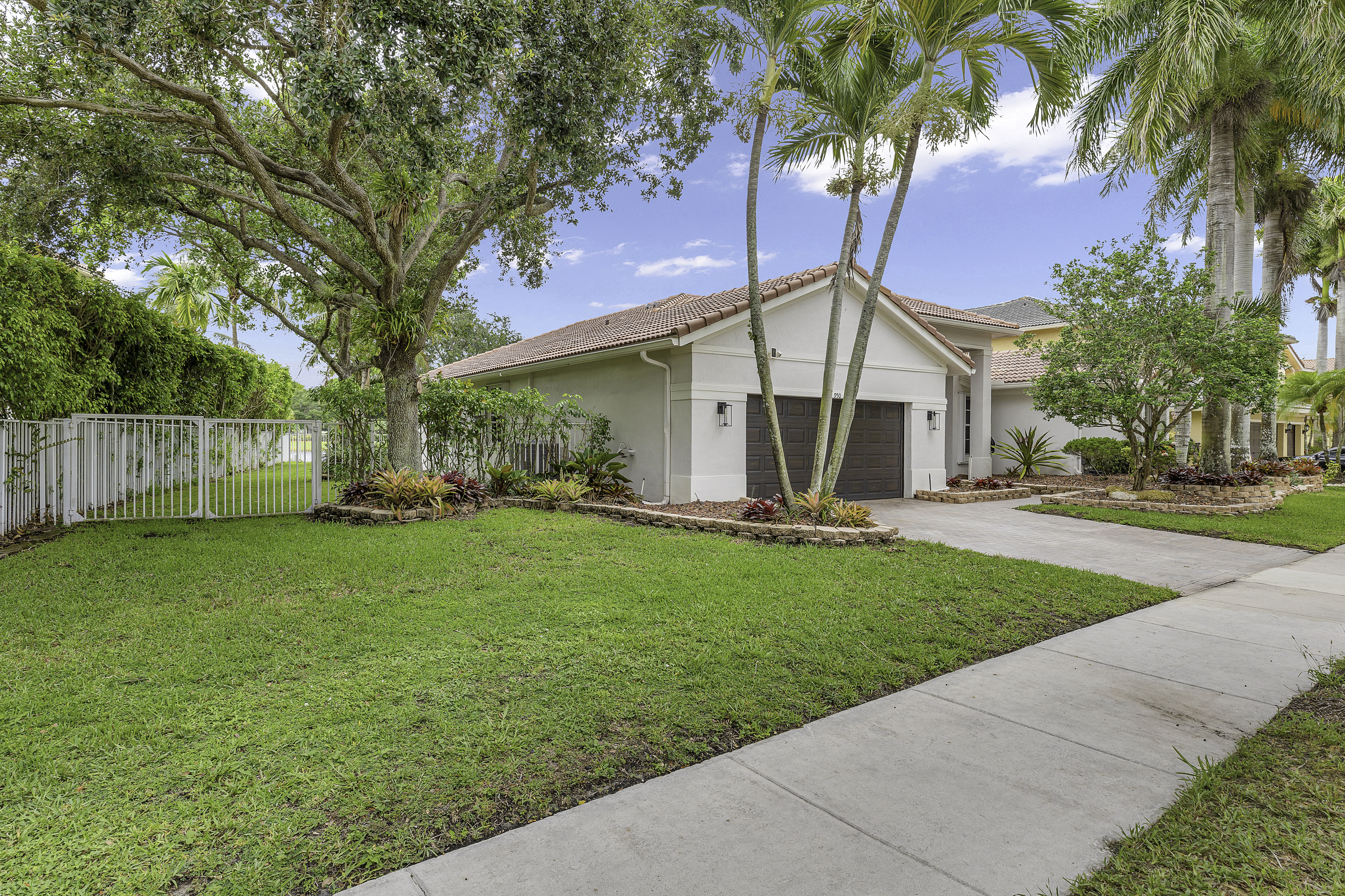 950 Marina Drive Weston FL 33327
