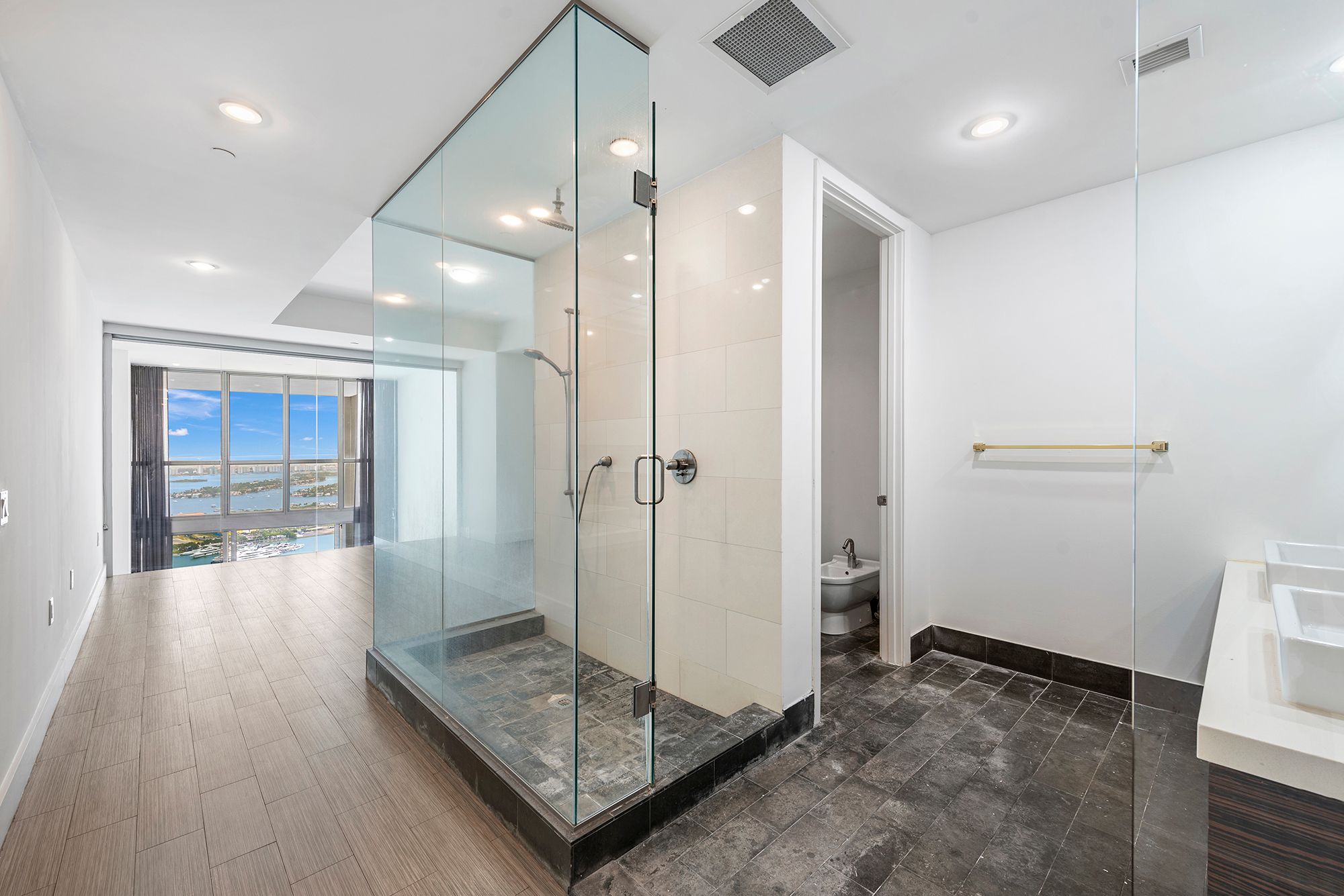 1100 Biscayne Boulevard Miami FL 33132