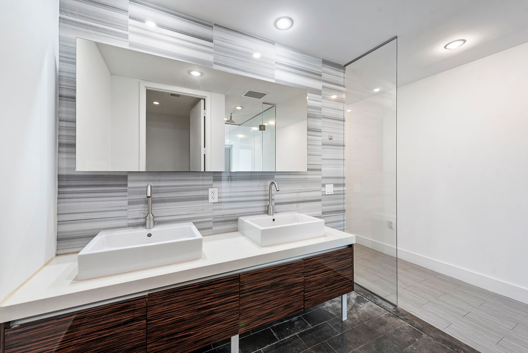 1100 Biscayne Boulevard Miami FL 33132
