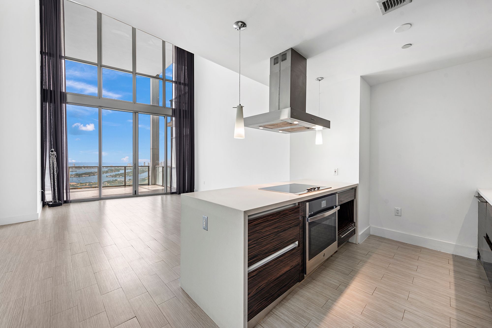 1100 Biscayne Boulevard Miami FL 33132