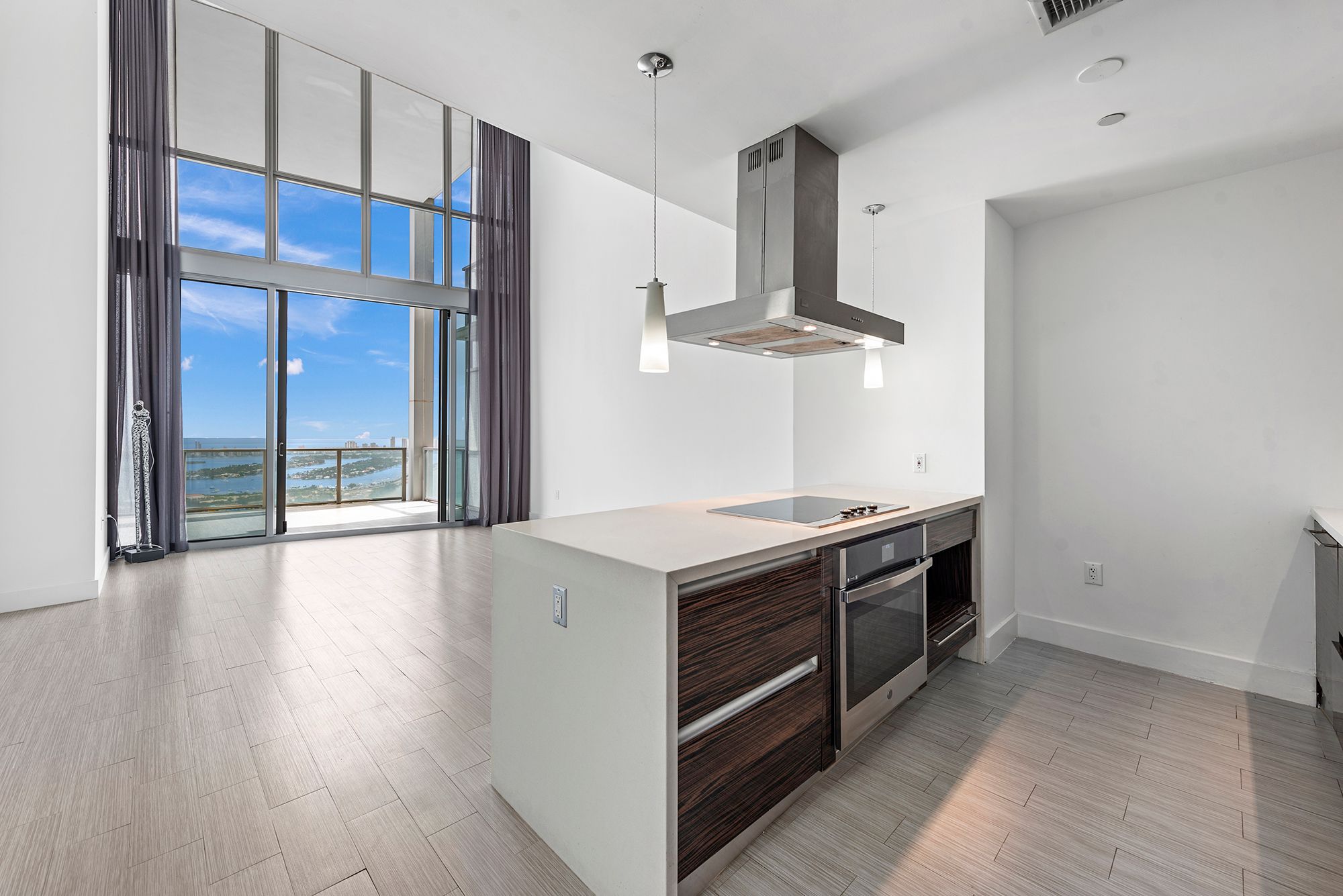 1100 Biscayne Boulevard Miami FL 33132