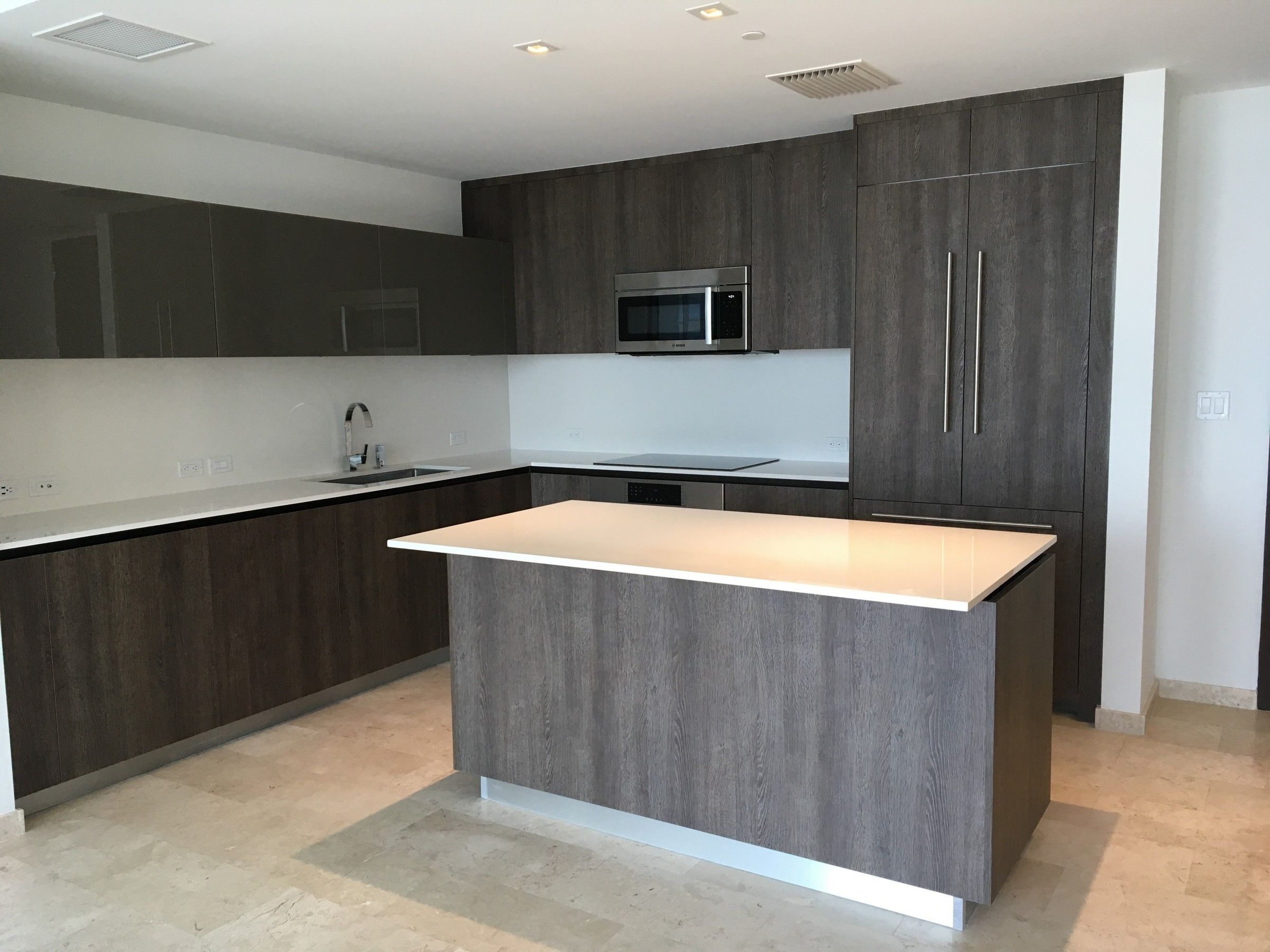 68 SE 6th Street Miami FL 33131