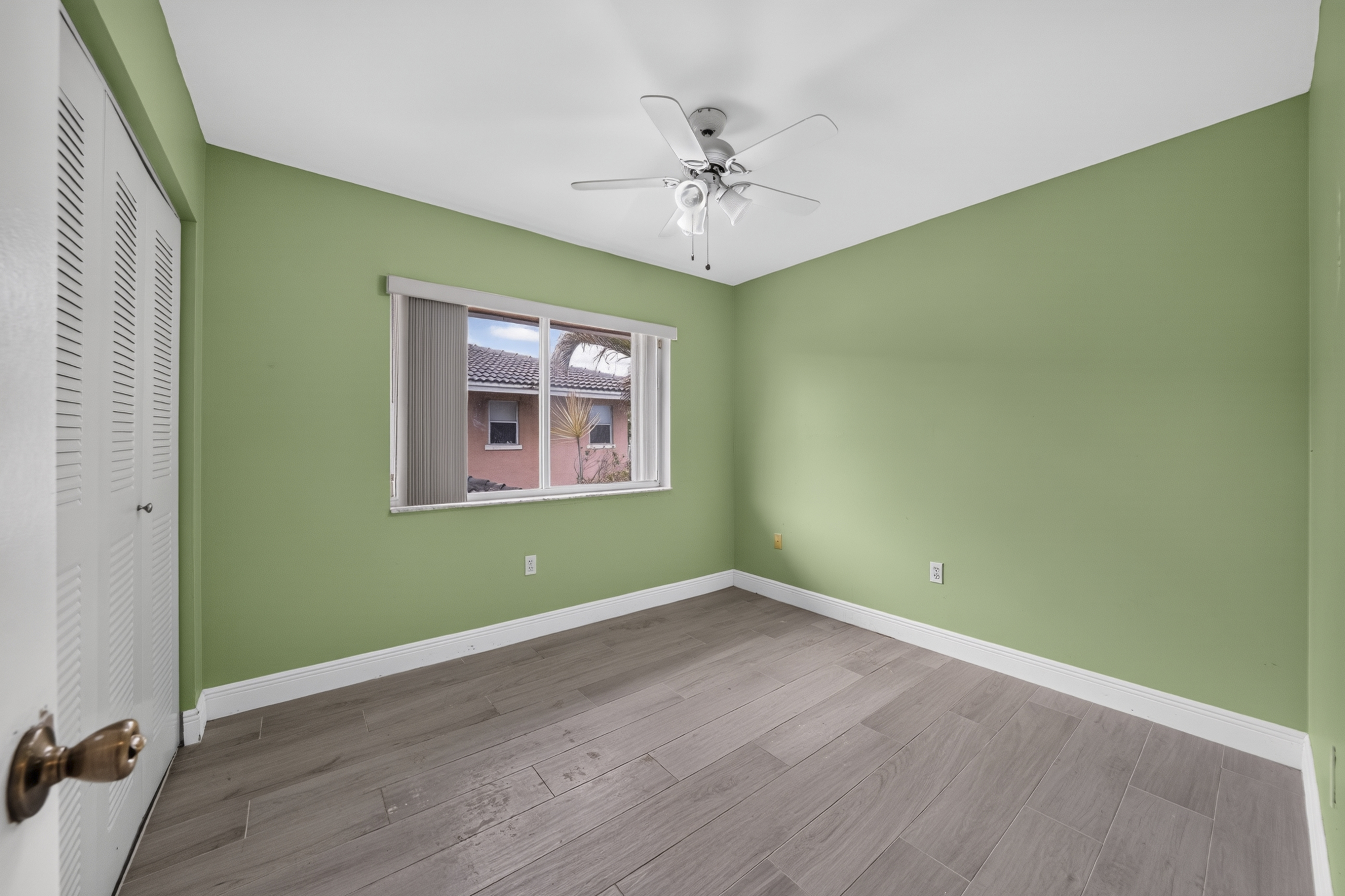 3291 NW 44th Street Oakland Park FL 33309
