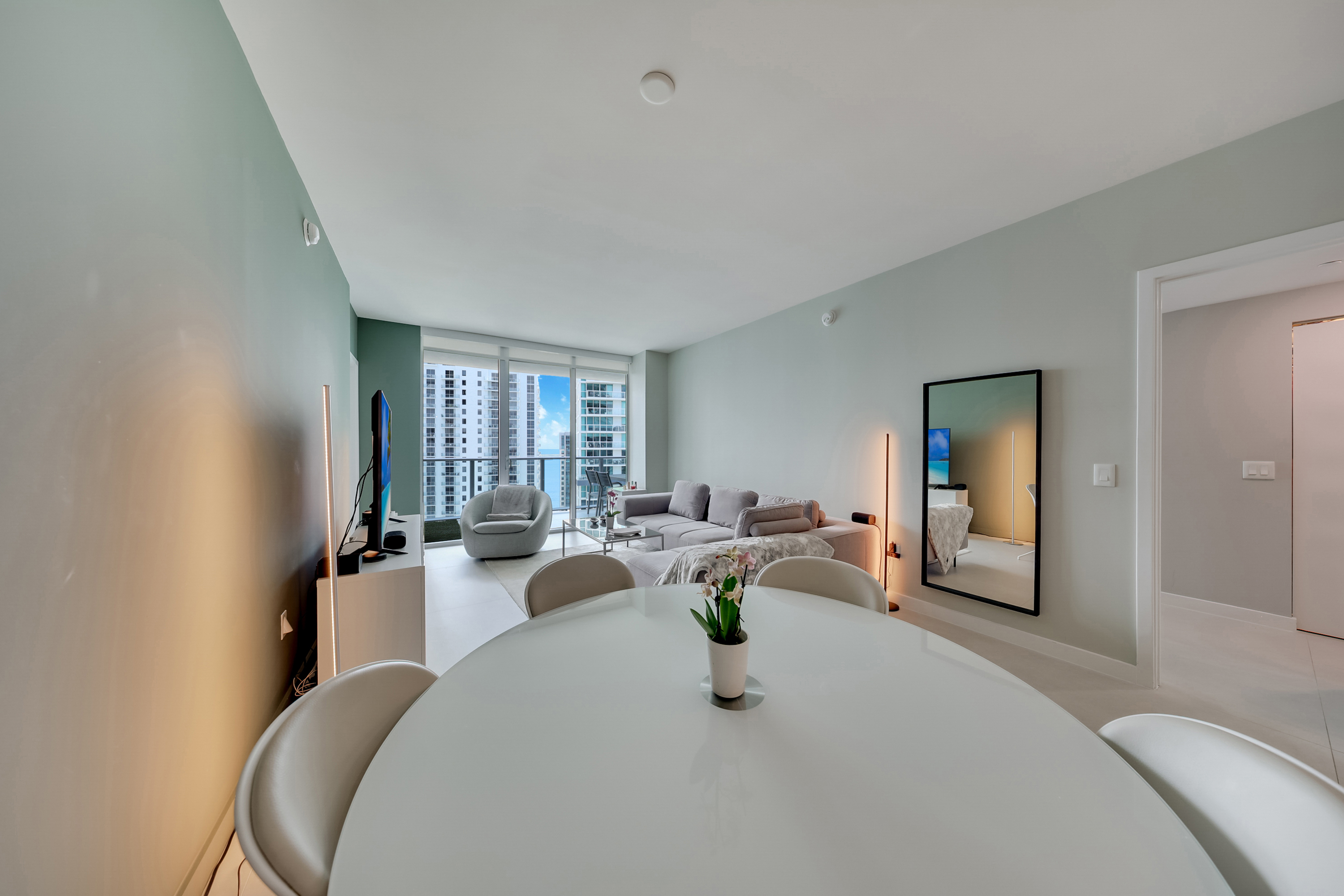 1100 S Miami Avenue Miami FL 33130