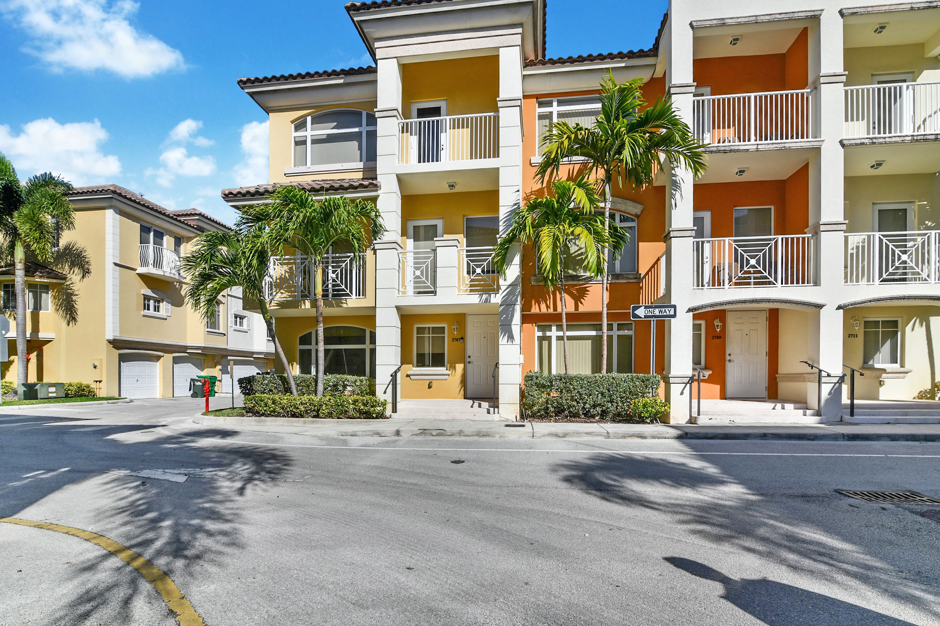 2707 NE 184th Terrace Aventura FL 33160