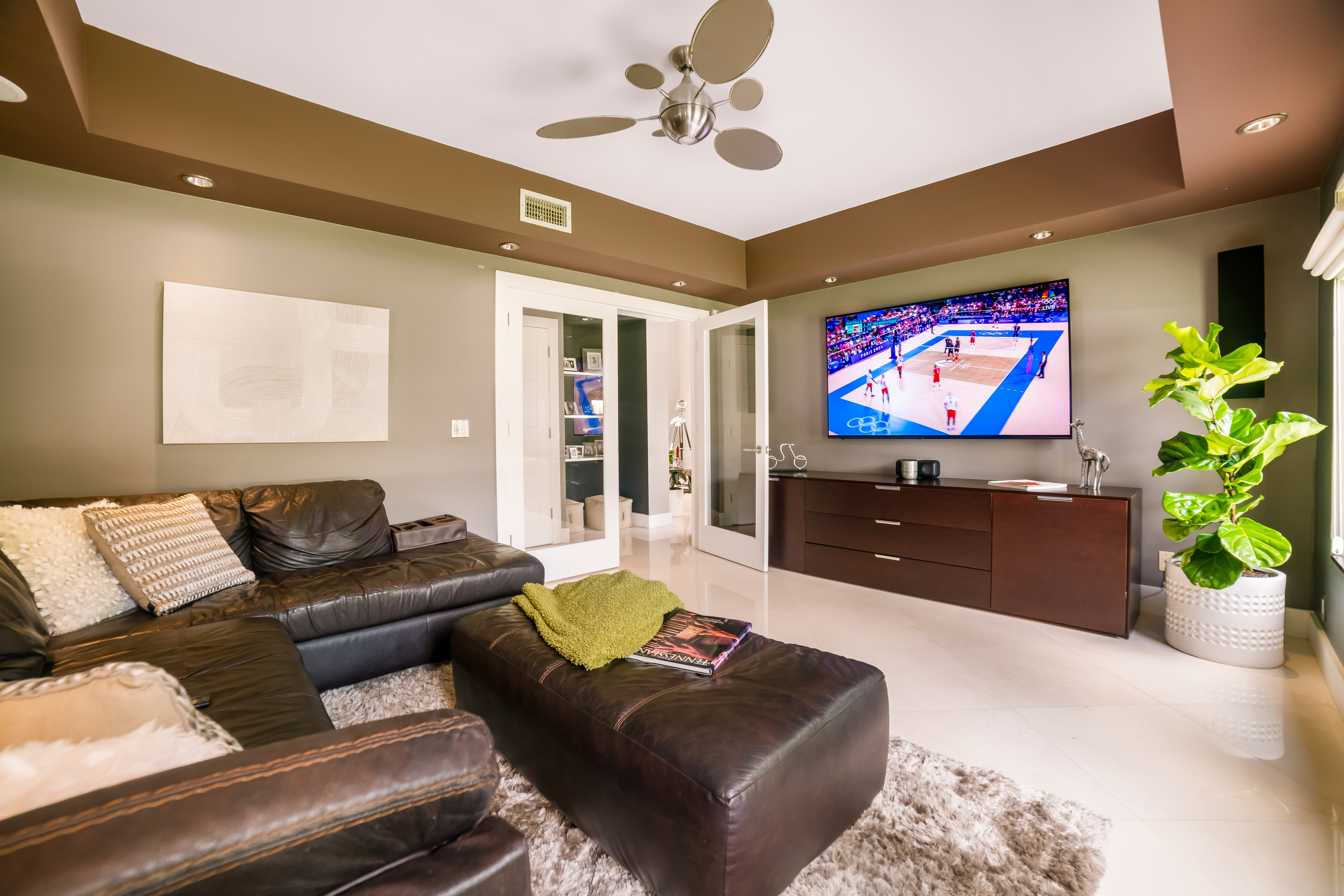 4242 SW 107th Way Davie FL 33328