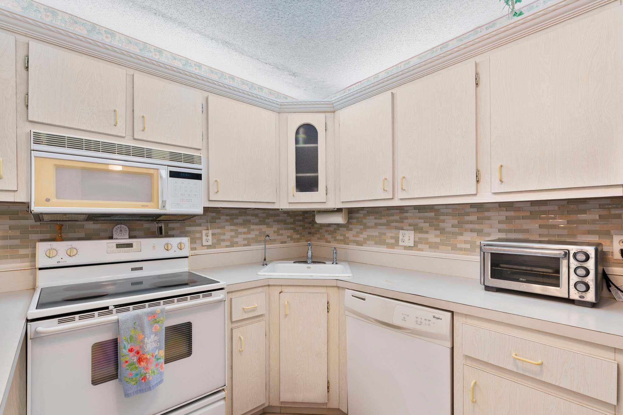 336 Pine Ridge Circle Green Acres FL 33463