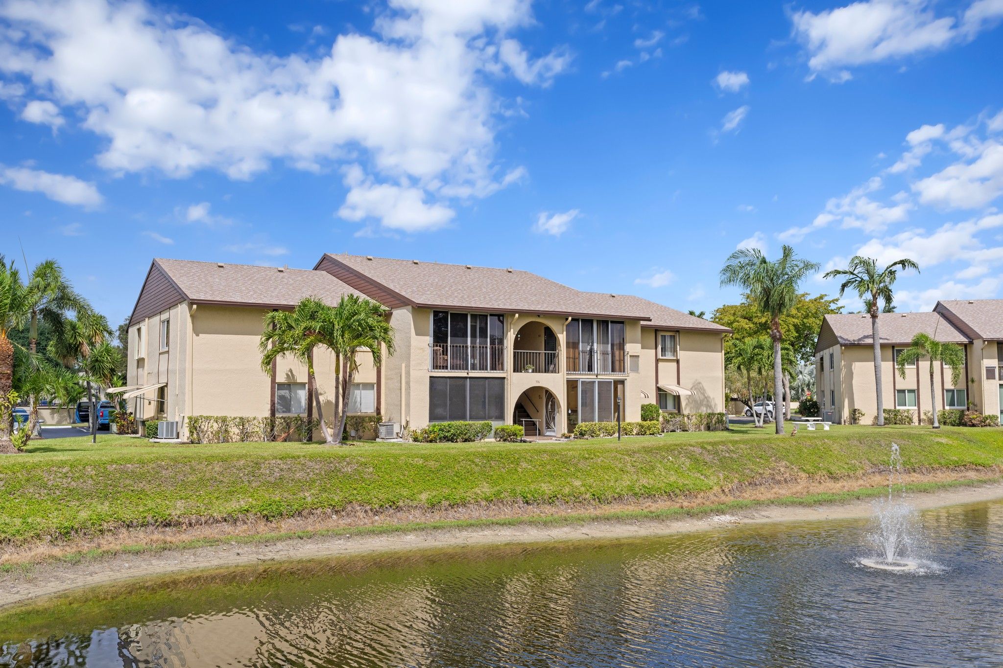 336 Pine Ridge Circle Green Acres FL 33463
