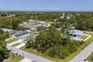 5489 NW Brent Court Port St Lucie FL 34986